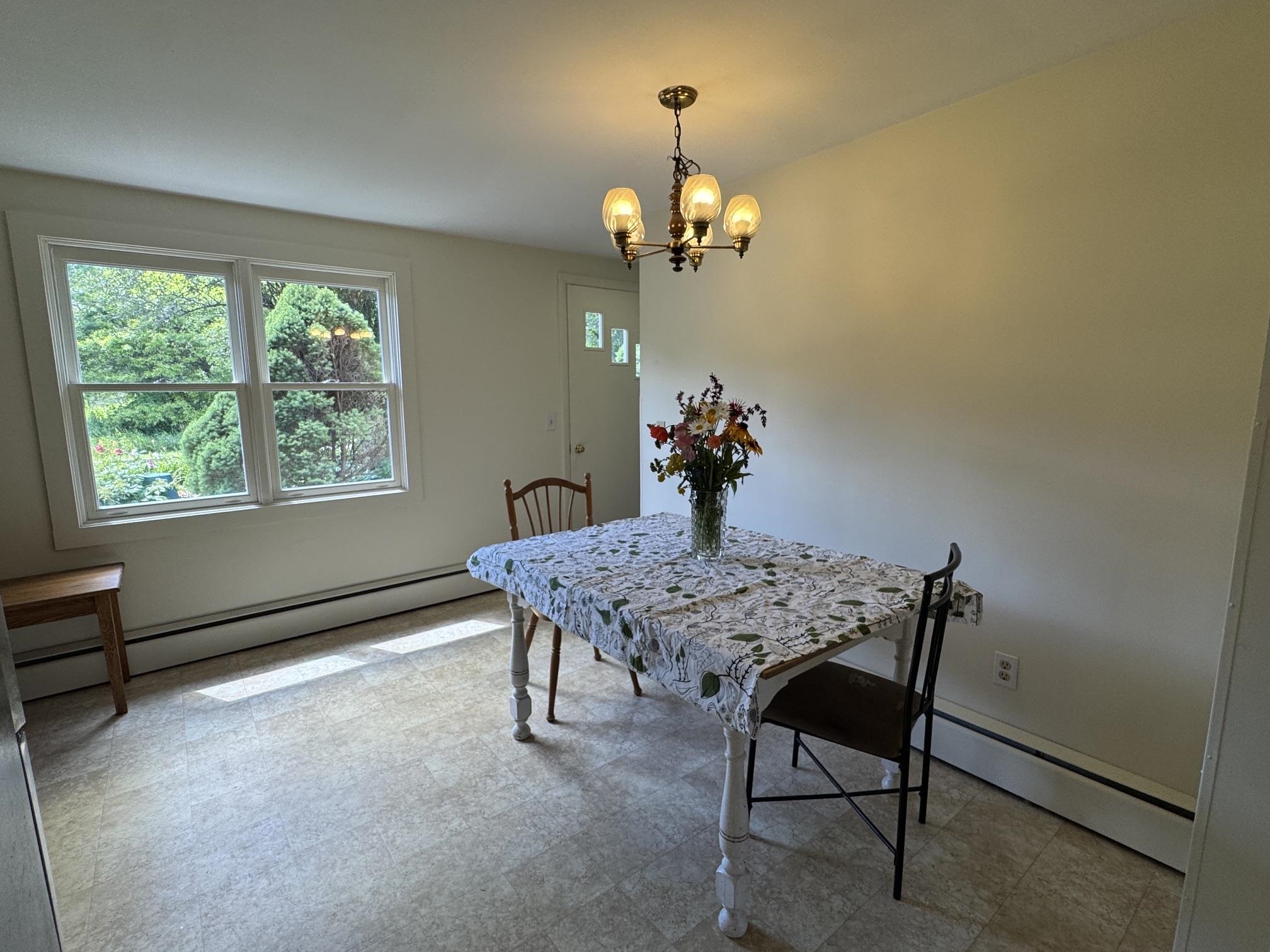 663 Elm Street Property Photo 23