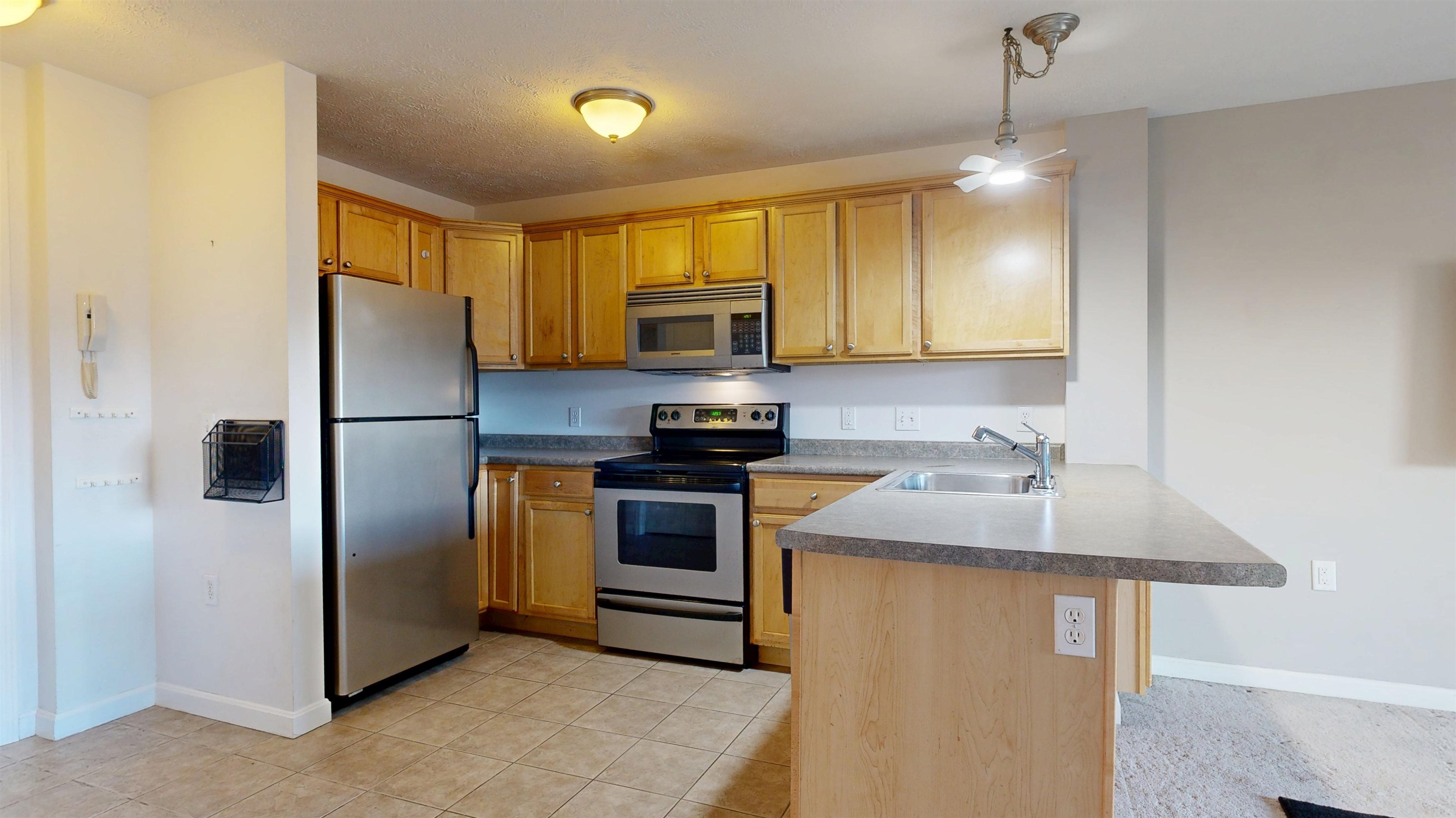 10 Kellogg Road Property Photo 3
