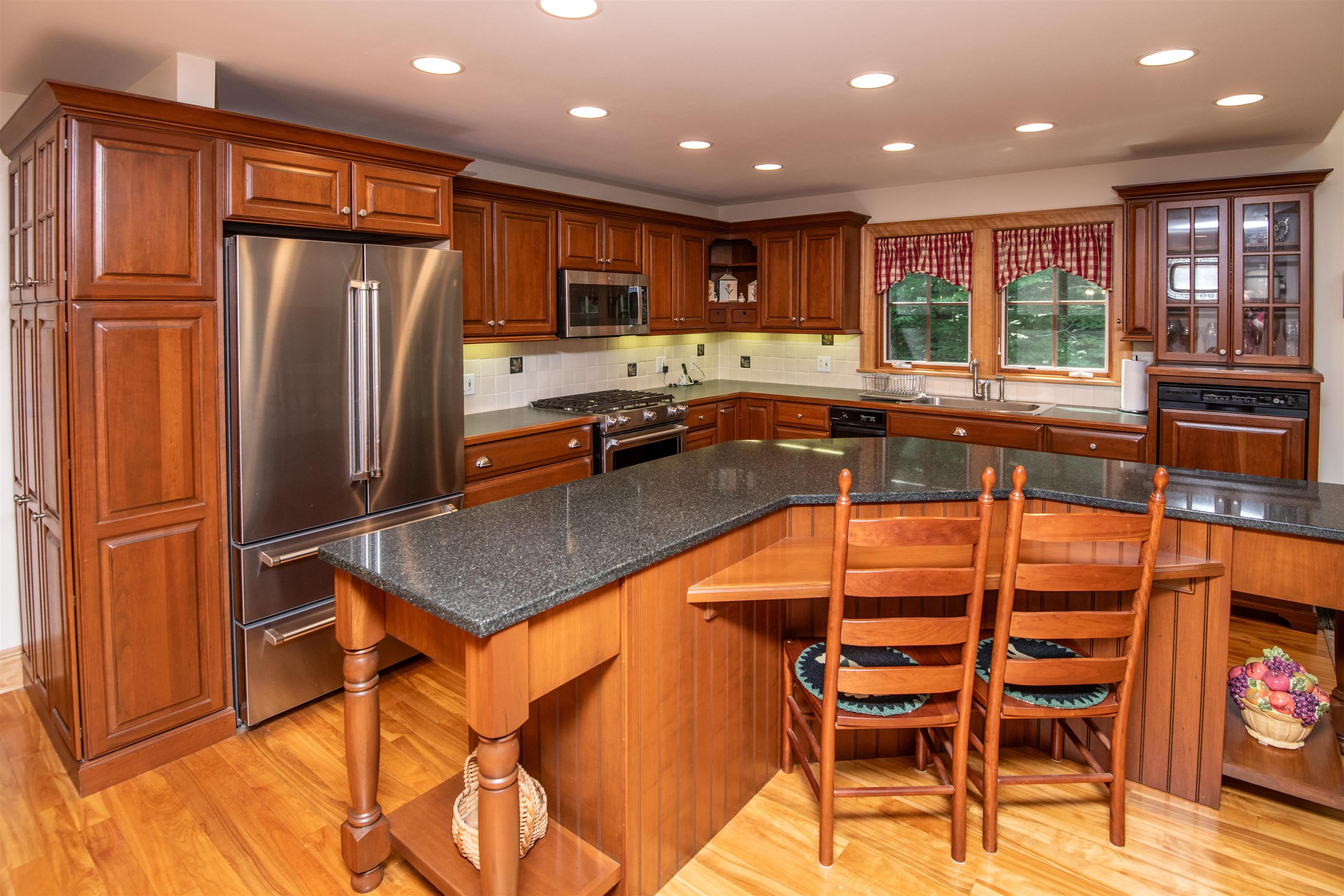 182 Farm Ridge Road Property Photo 14