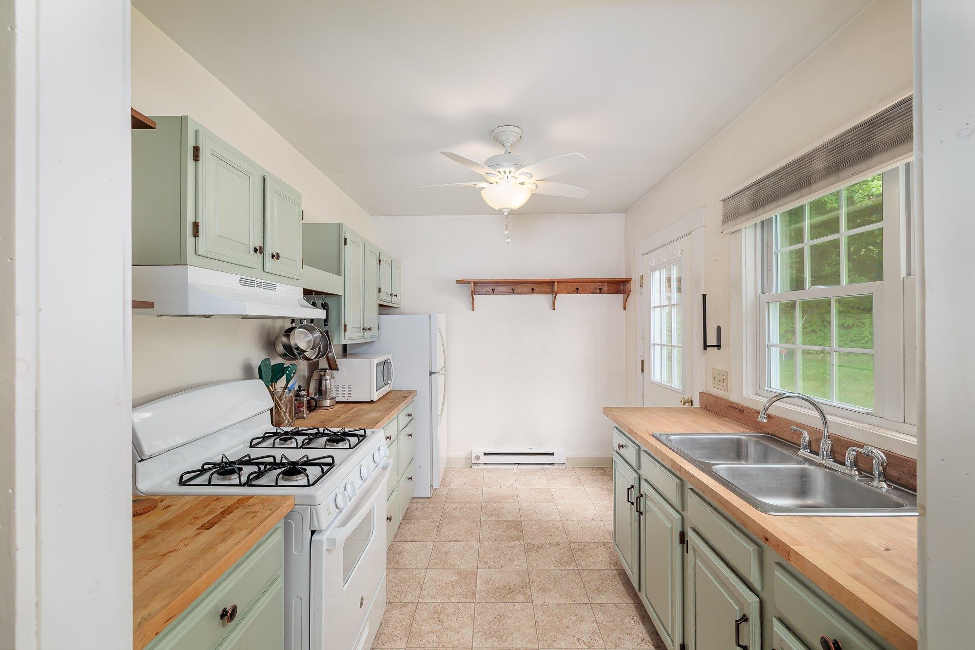 425 Nebraska Valley Road Property Photo 8