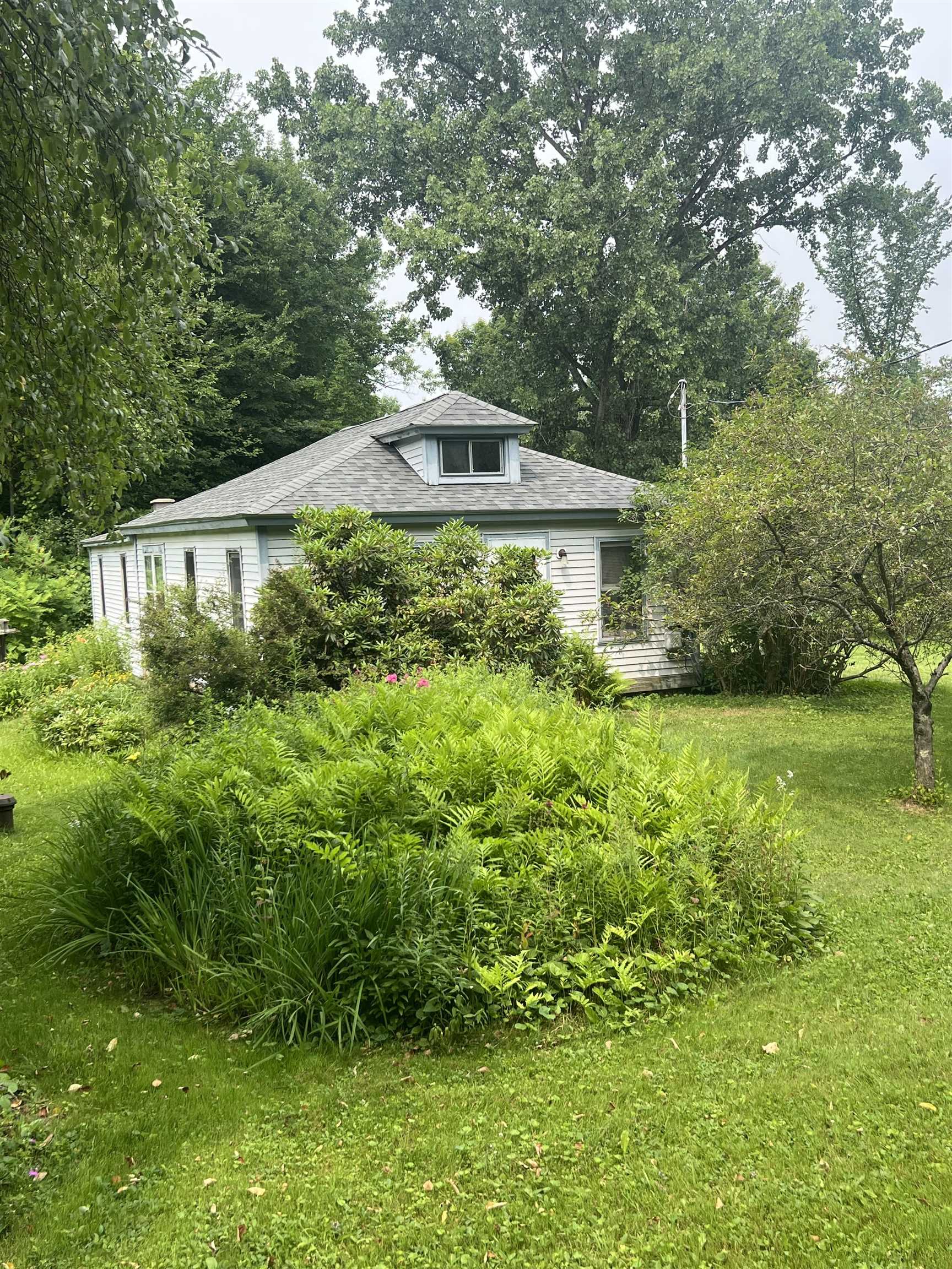166 Manley Road Property Photo 3