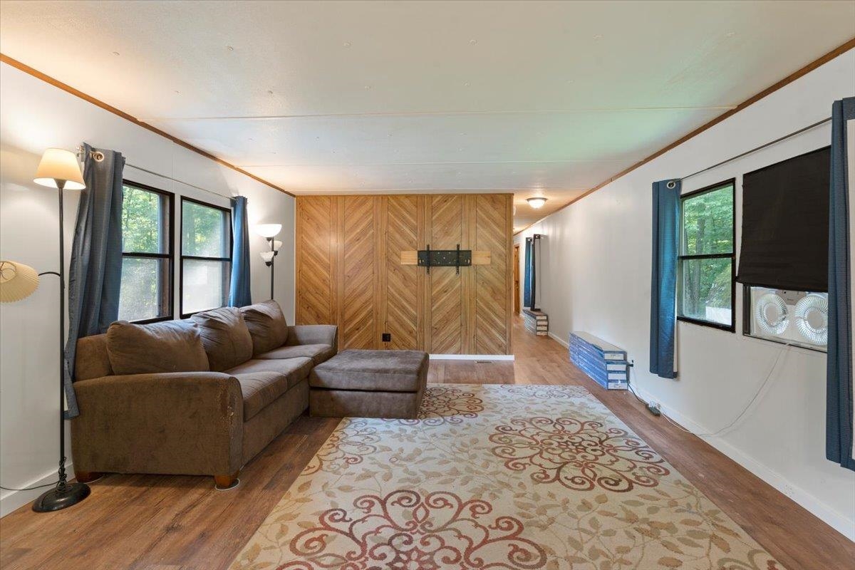 95 Walden Road Property Photo 3