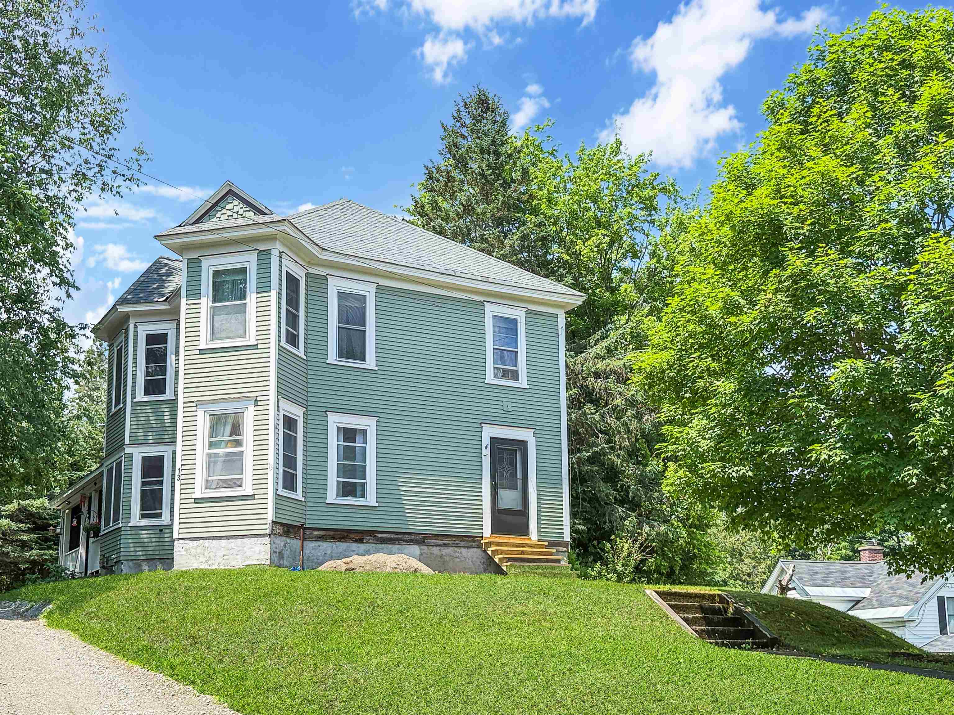 13 Monadnock Street Property Photo 1