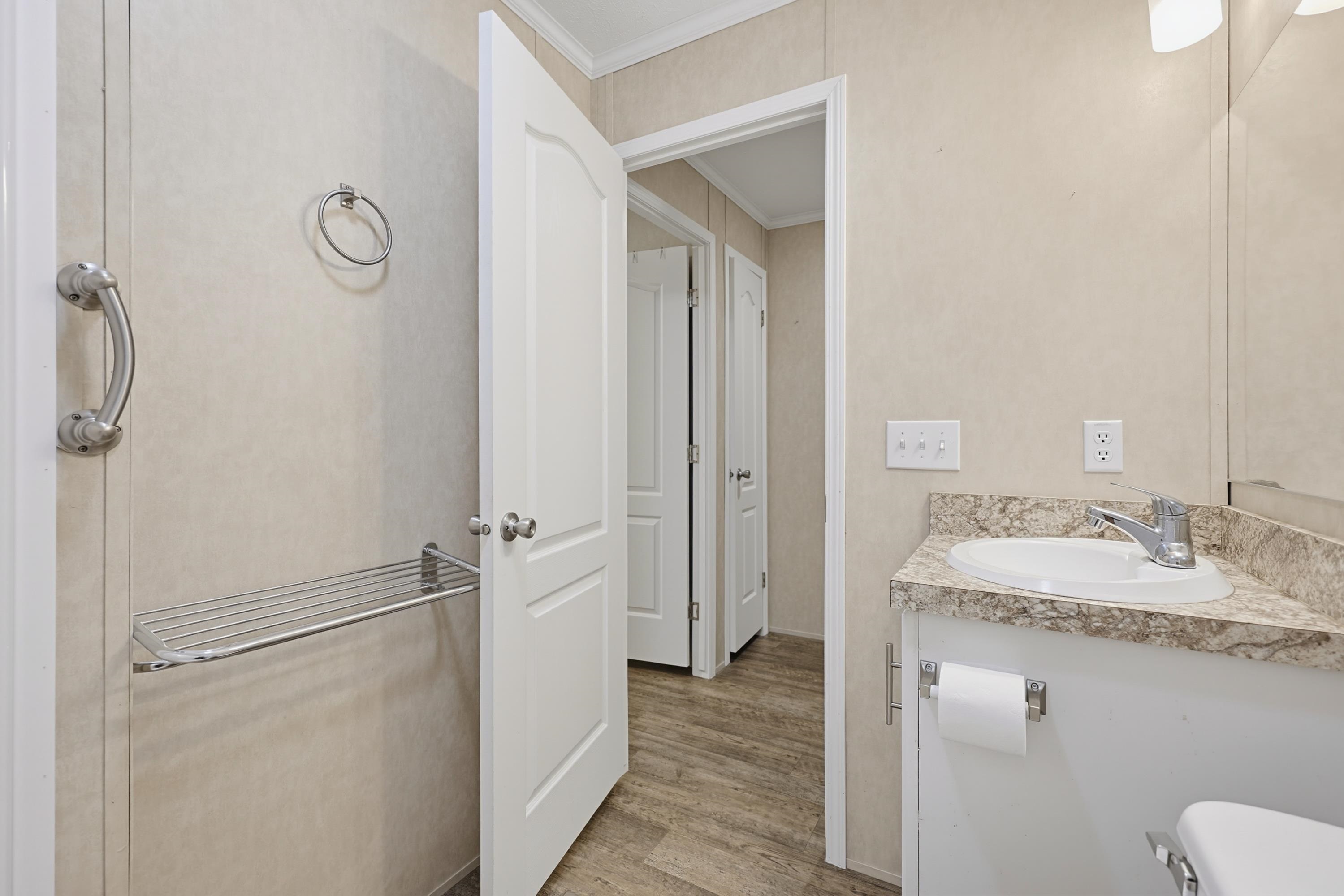 83 Boxwood Lane Property Photo 32
