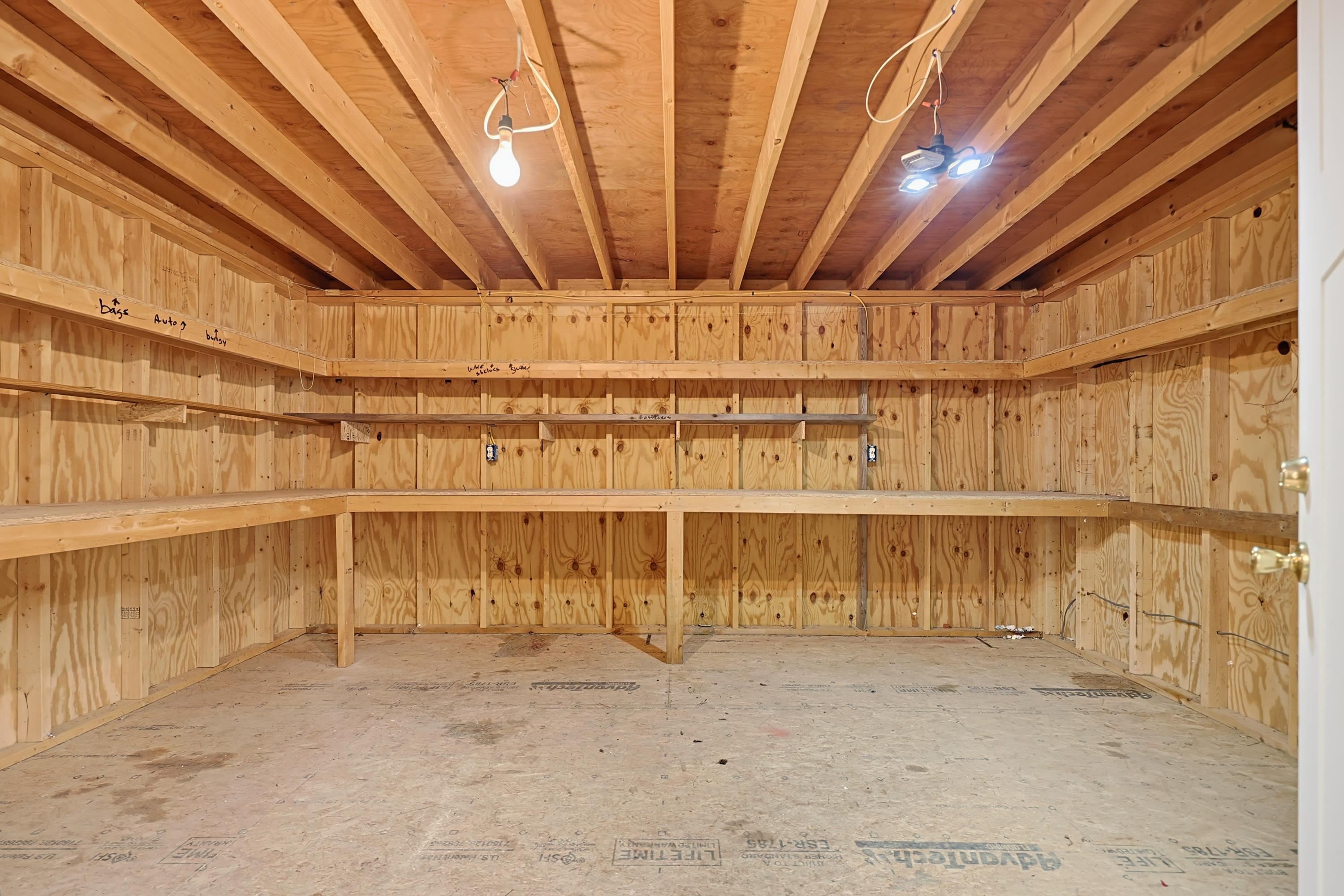 83 Boxwood Lane Property Photo 34