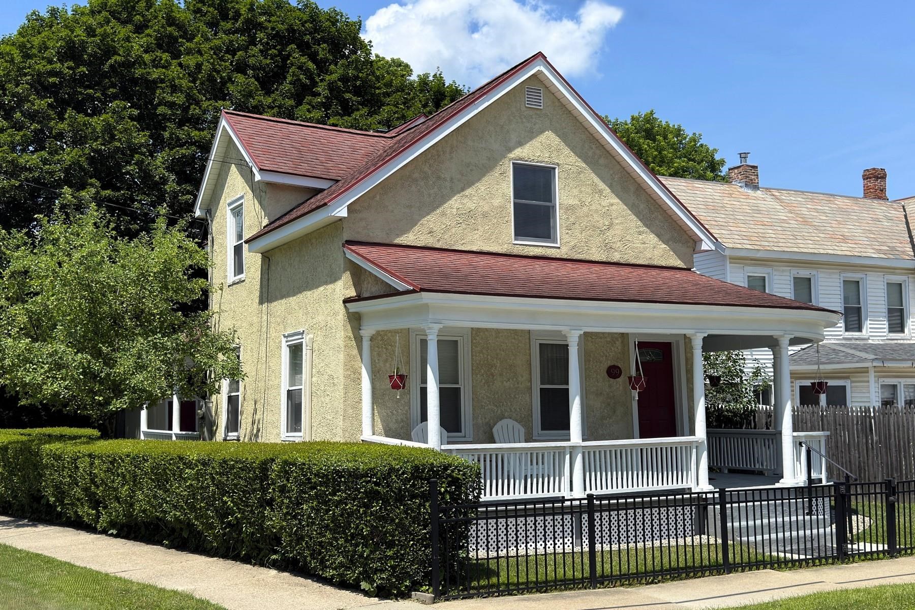 99 Franklin Street Property Photo 3