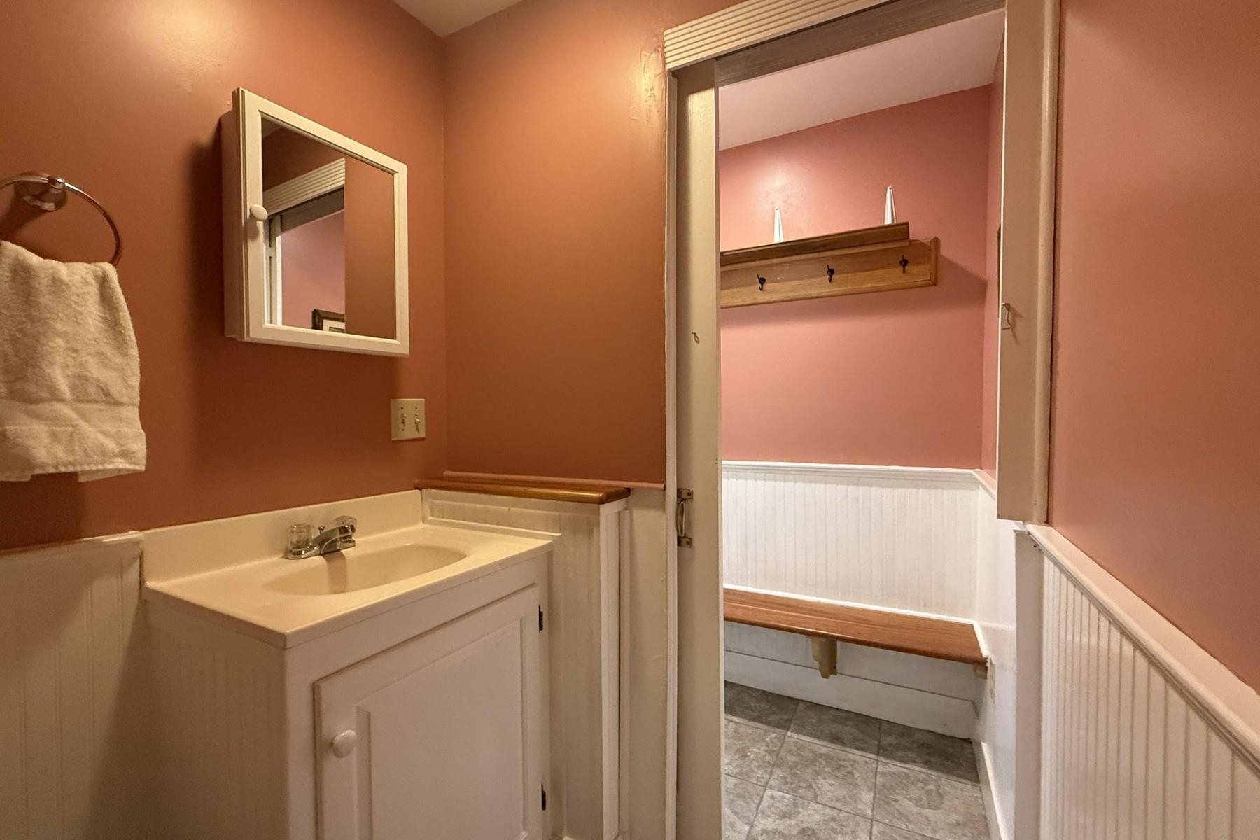 99 Franklin Street Property Photo 11