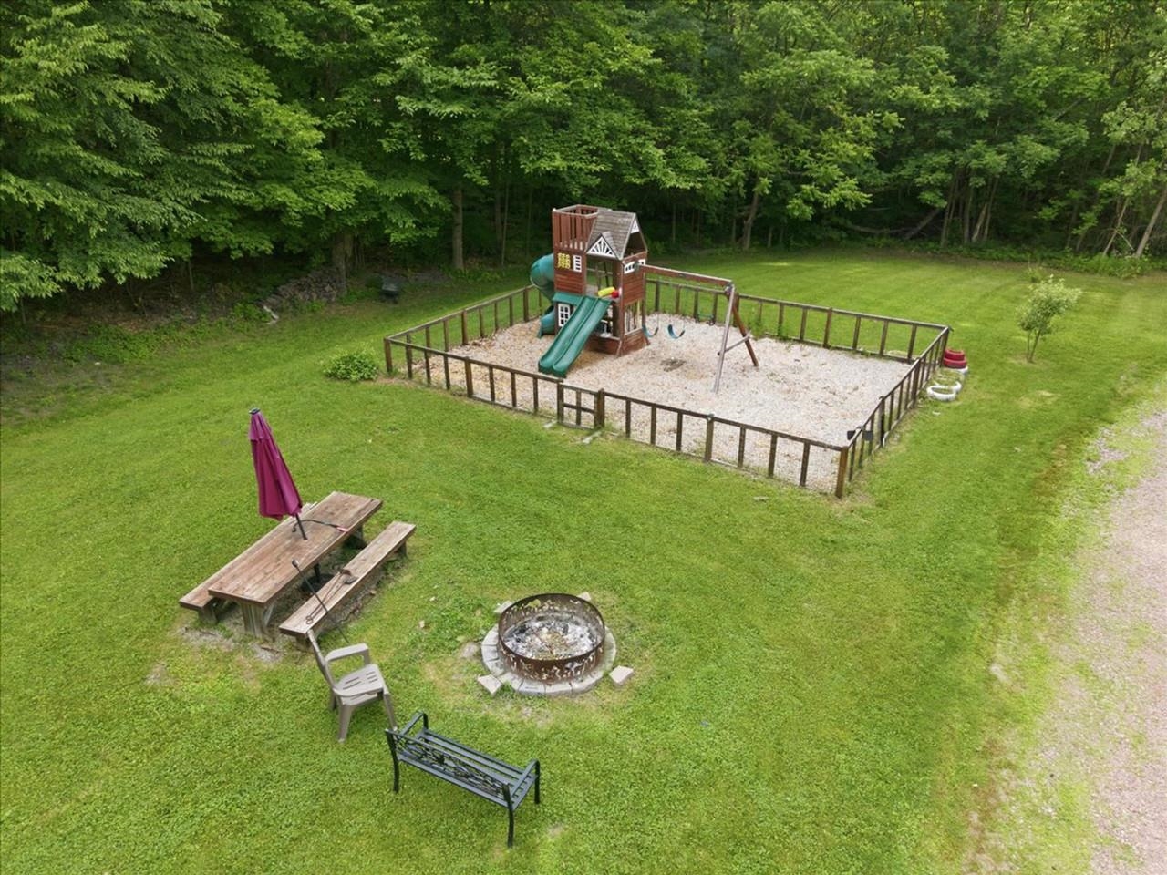 1093 East Hill Road Property Photo 49