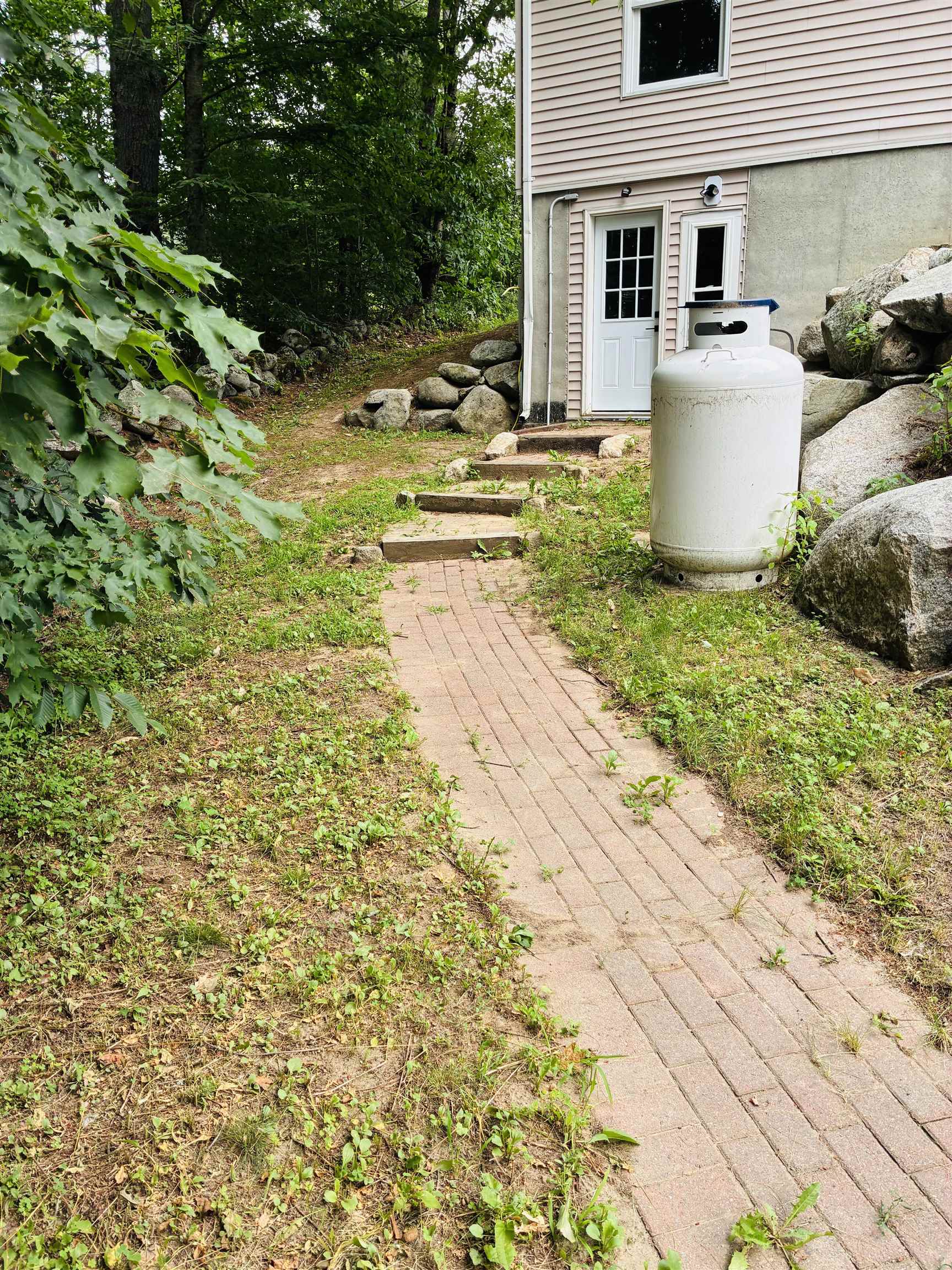 14 Butternut Lane Property Photo 5
