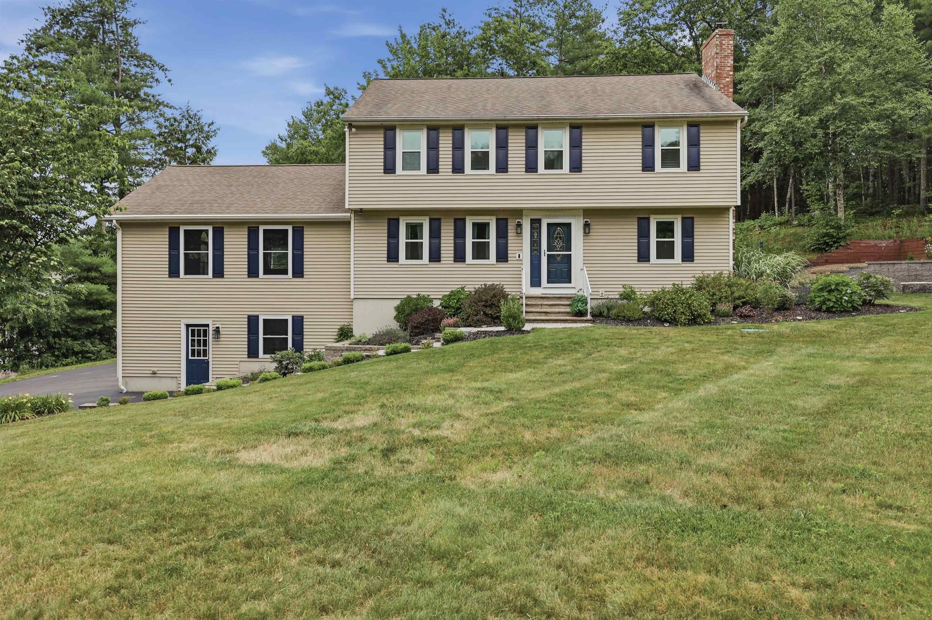 17 Windsor Boulevard Property Photo 1