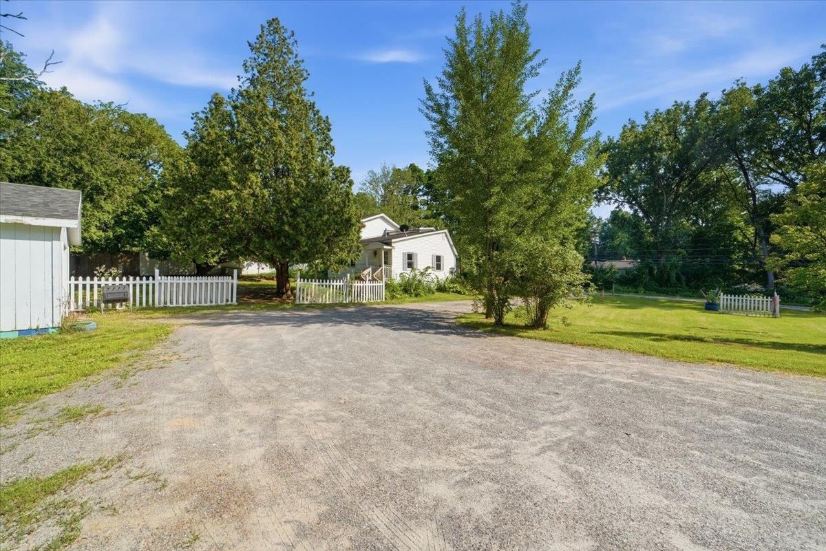 1815 Main Street Property Photo 3