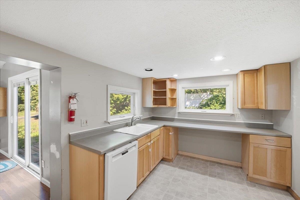 1815 Main Street Property Photo 11