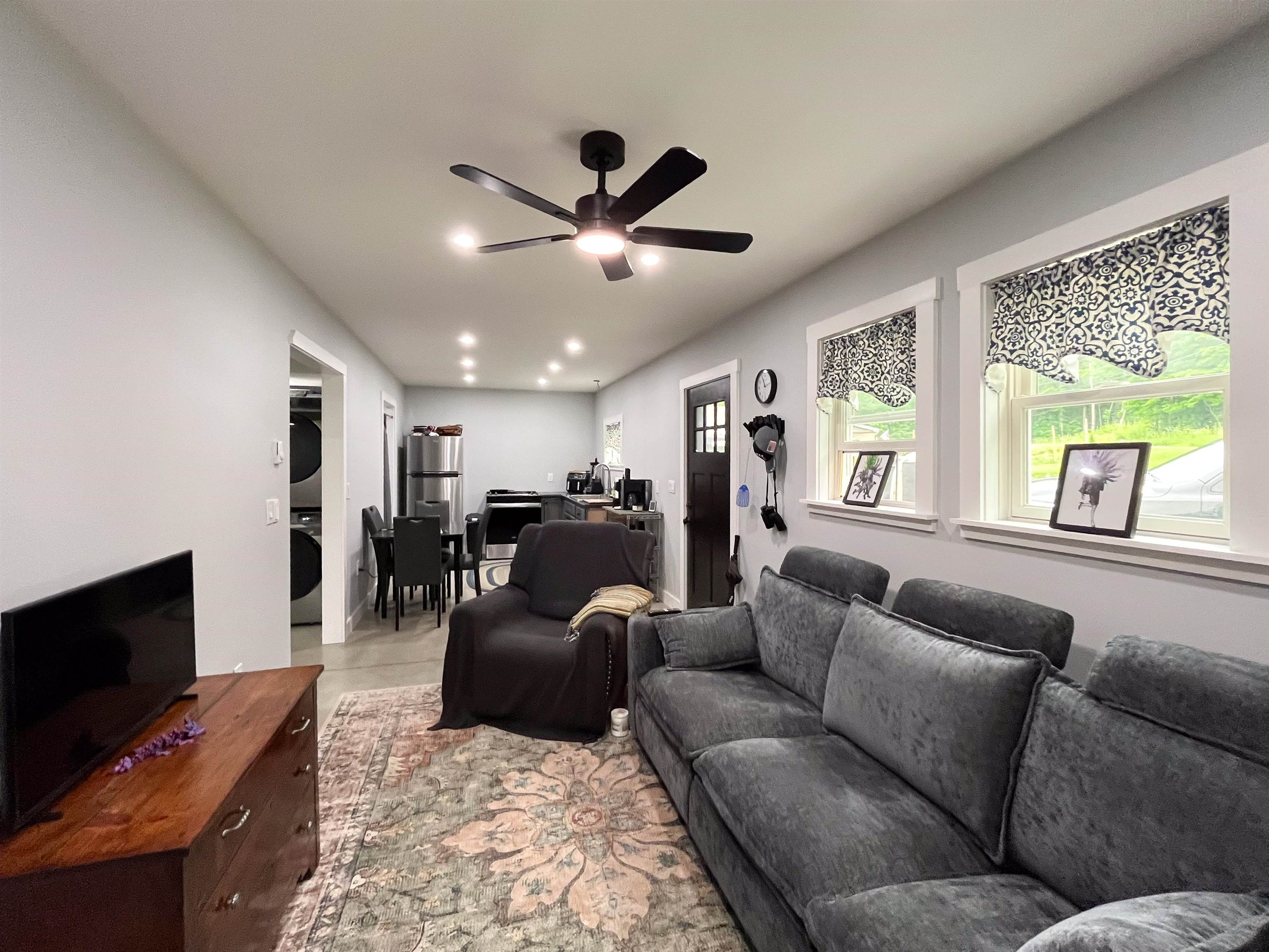 146 Lang Road Property Photo 11