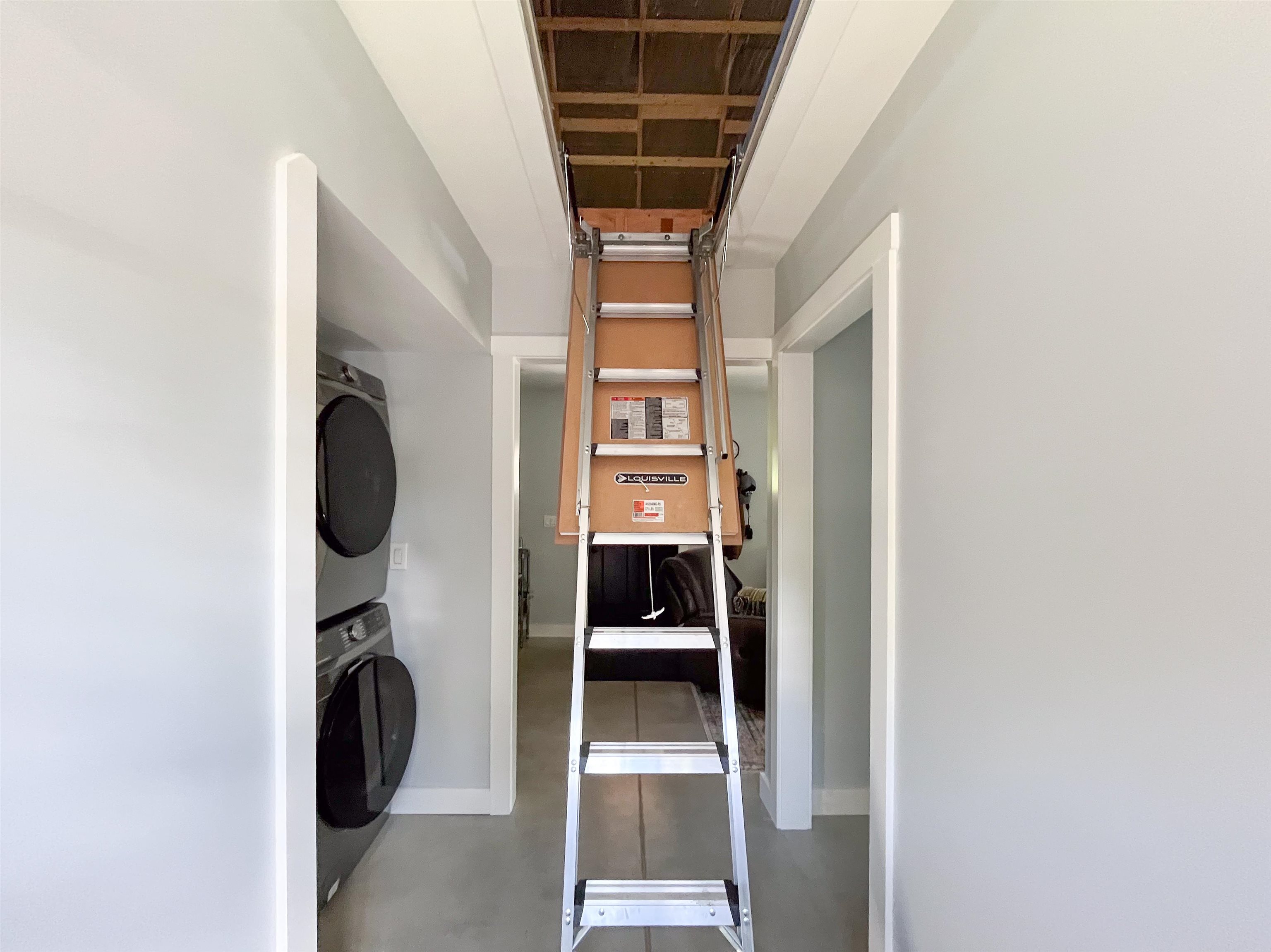 146 Lang Road Property Photo 24