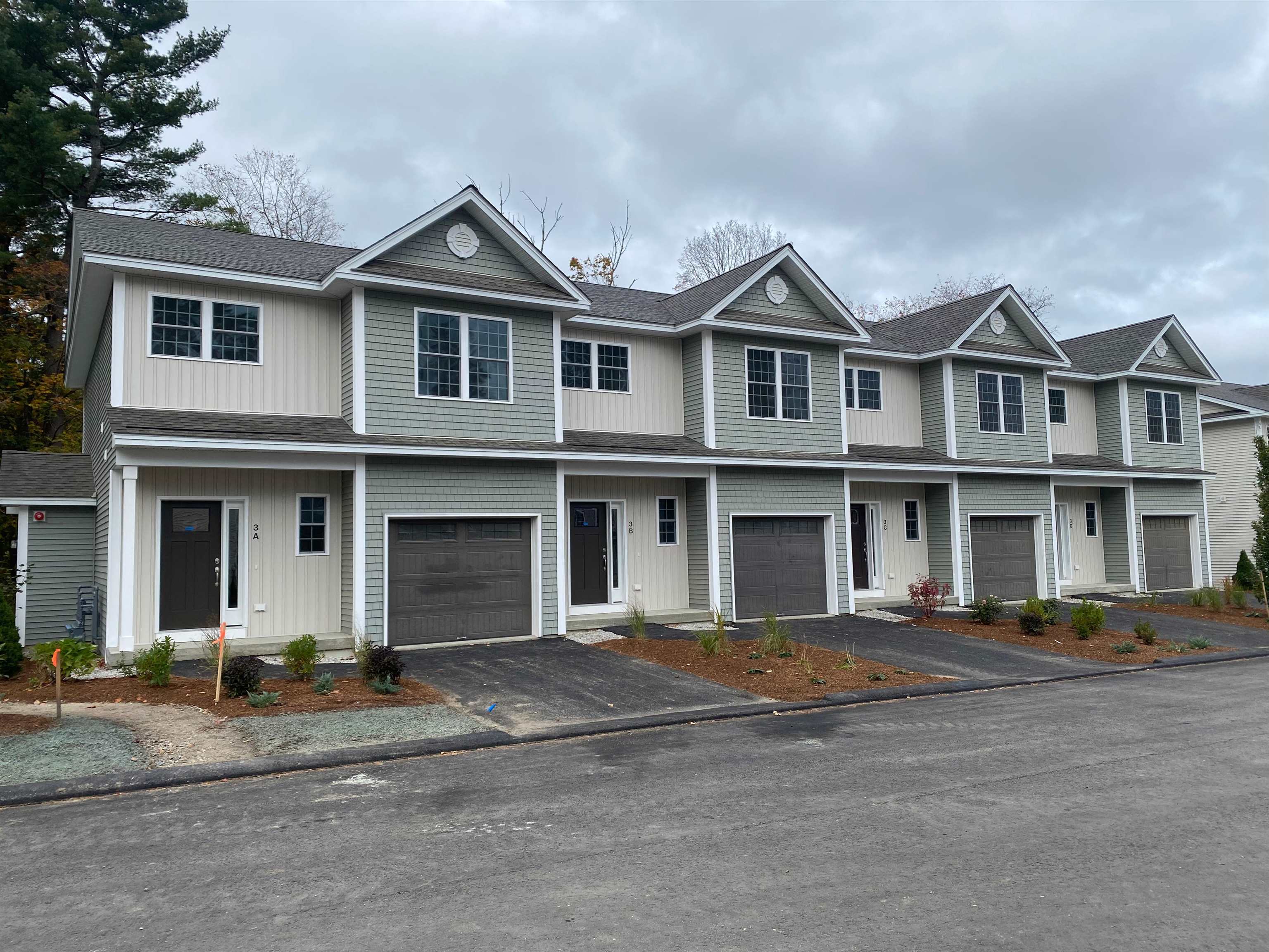 3a Dearborn Circle Property Photo 1