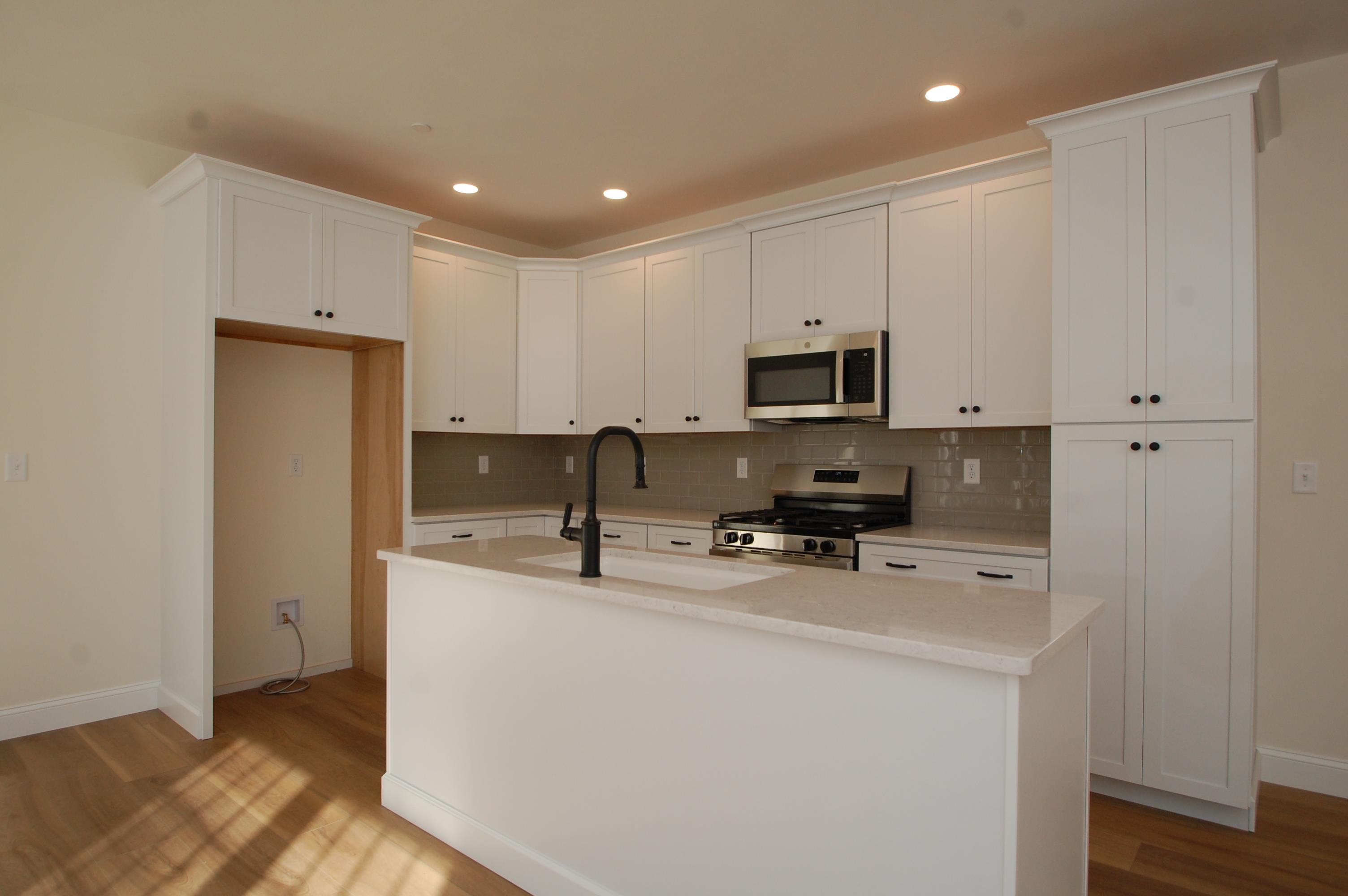 3a Dearborn Circle Property Photo 2