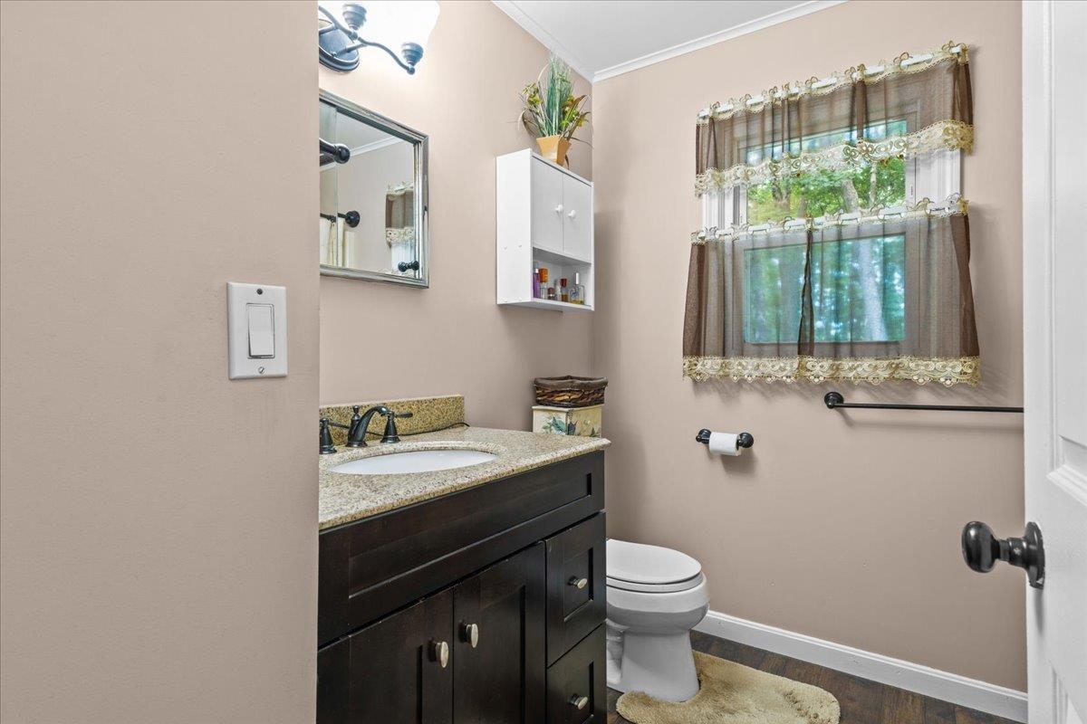 473 Sunderland Woods Road Property Photo 33