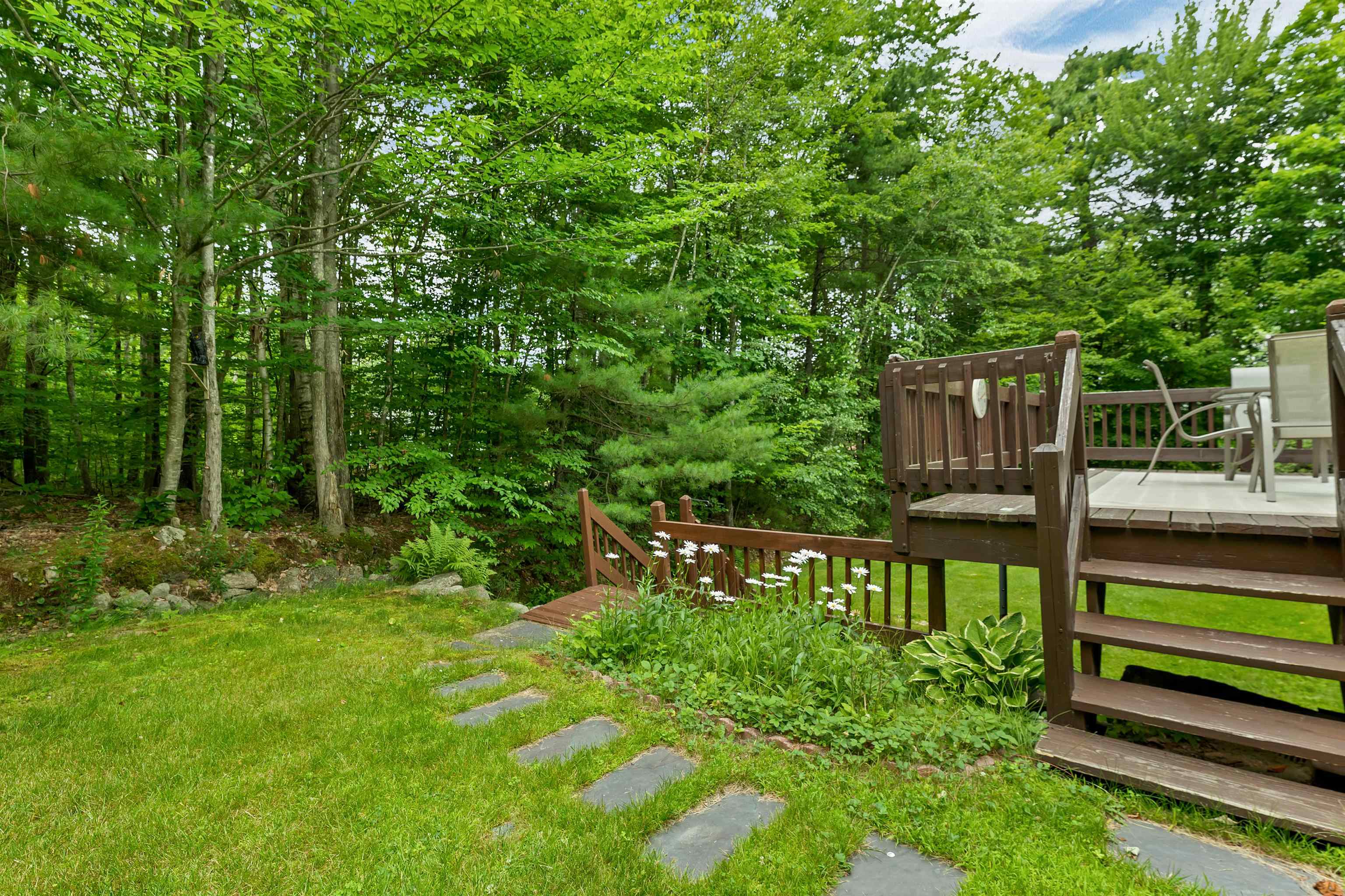 23 Cross Lane Property Photo 11