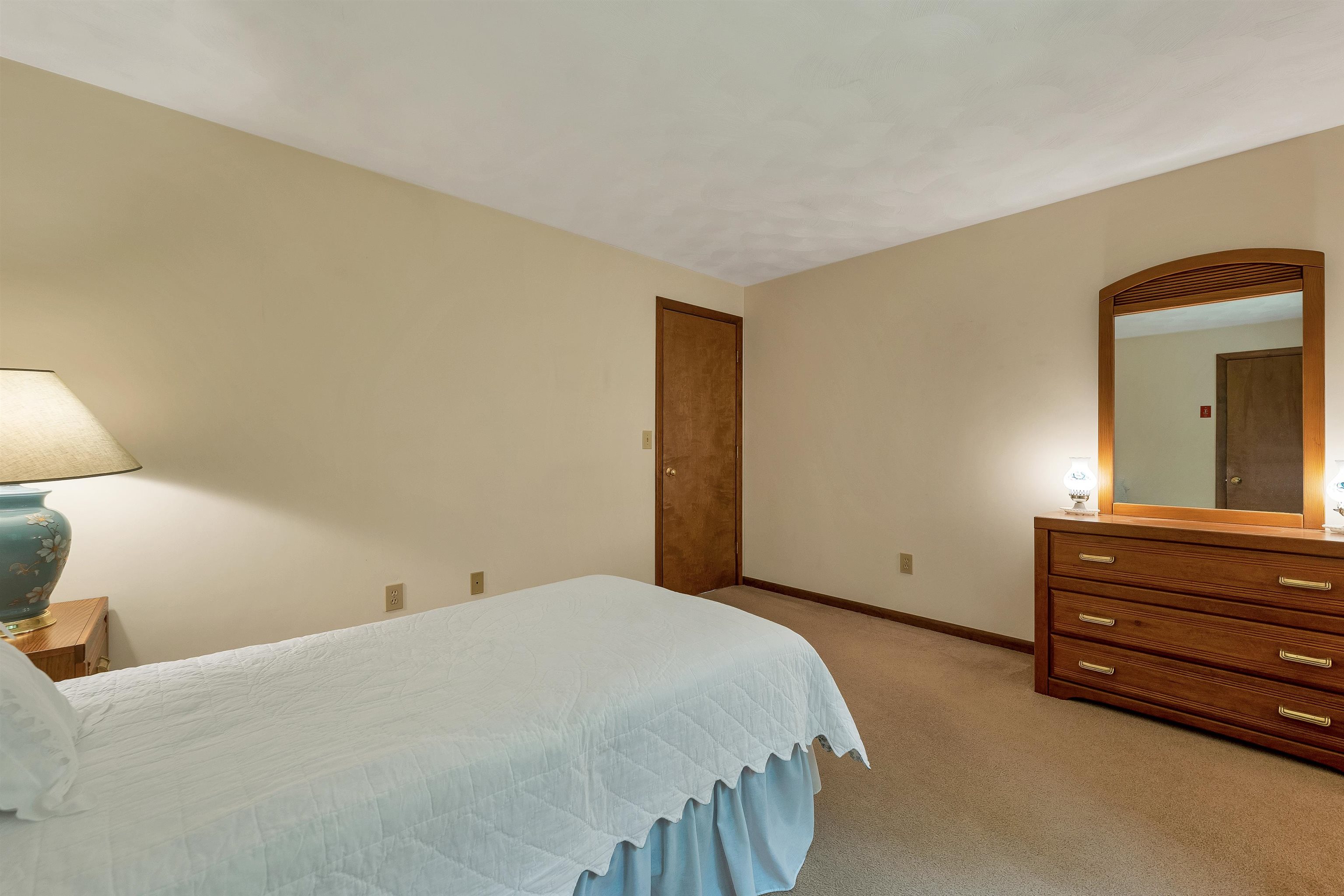 23 Cross Lane Property Photo 44