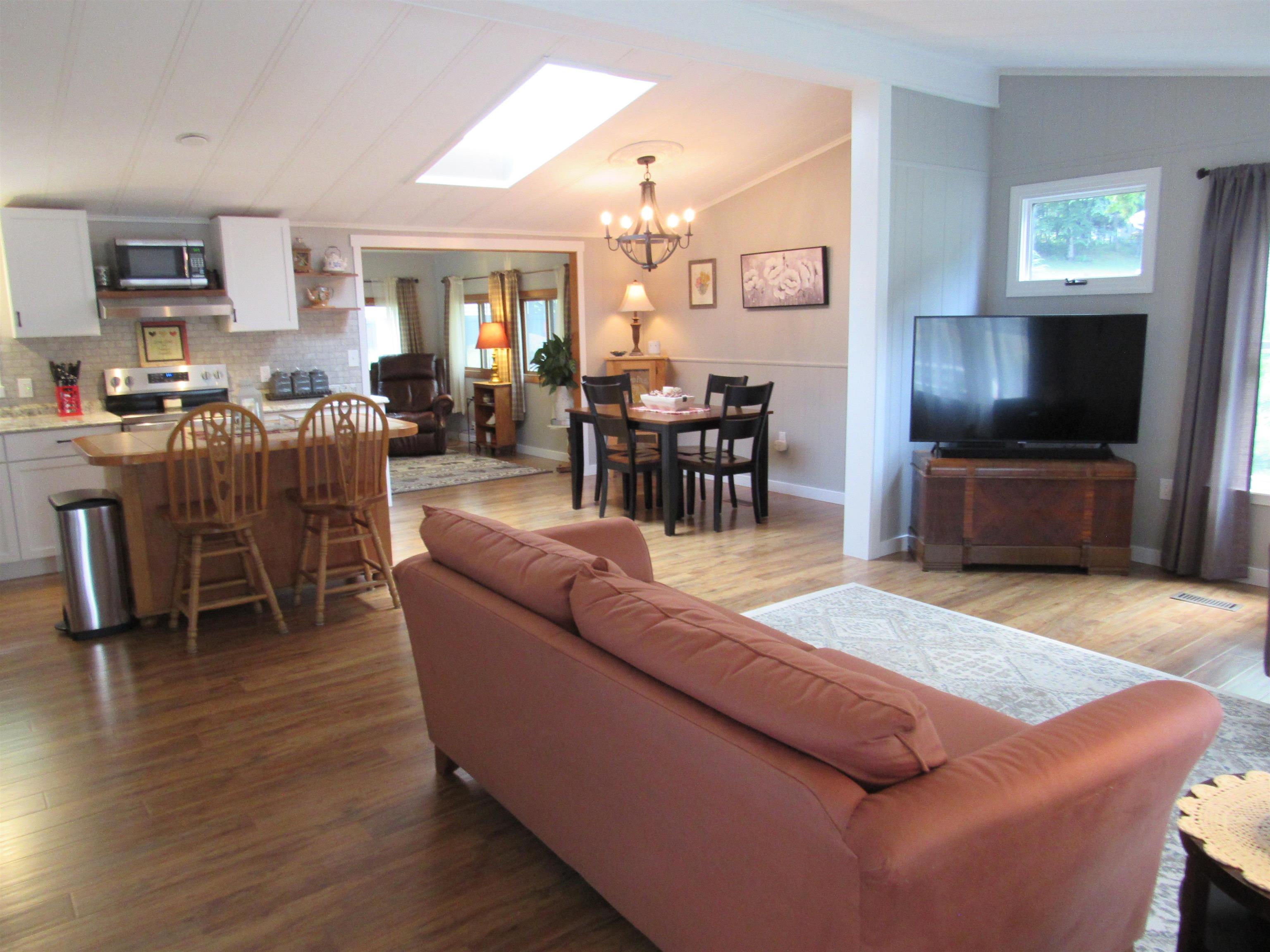 14 Rim Road Property Photo 5