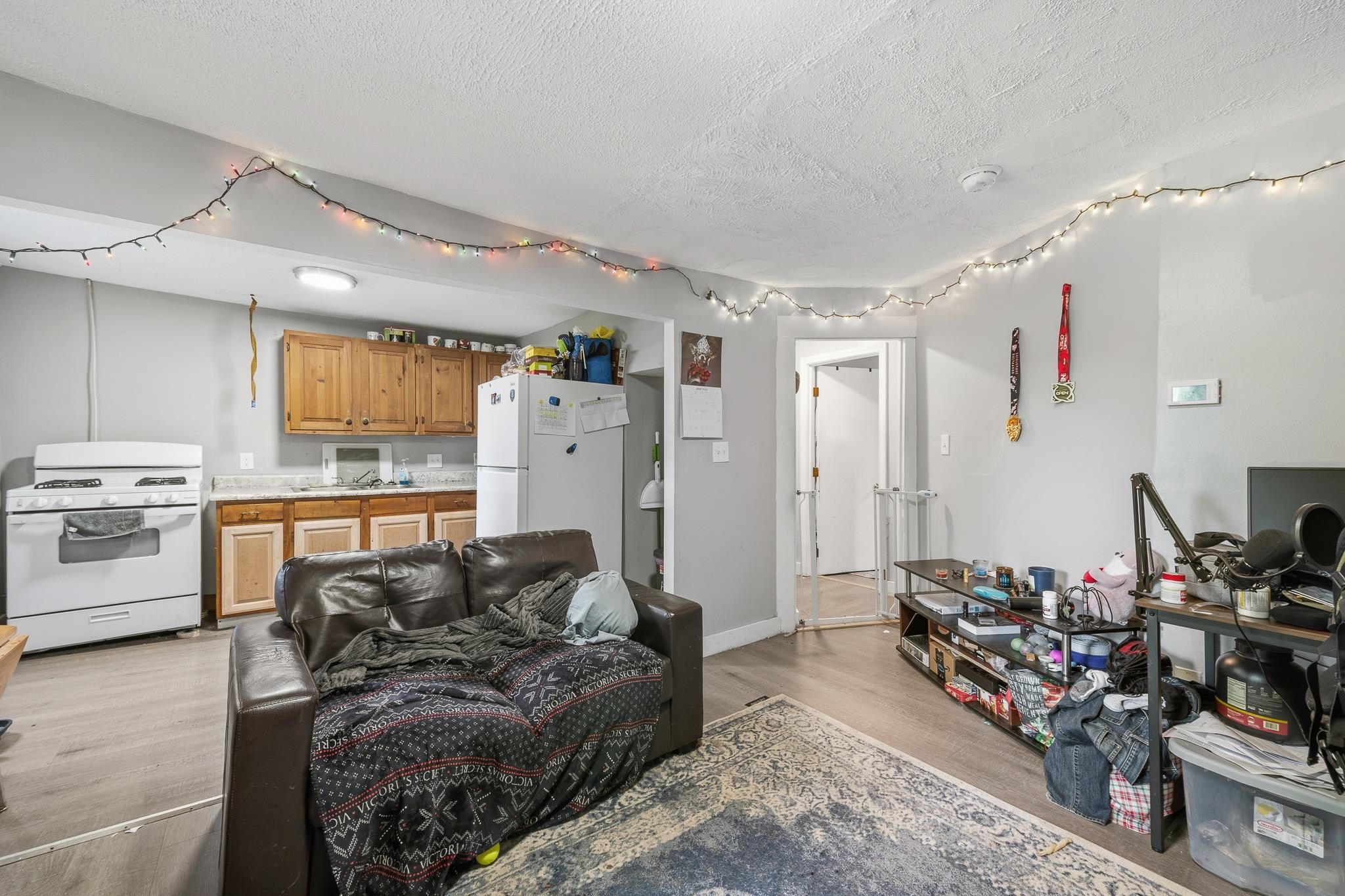 20 Railroad Street Property Photo 21