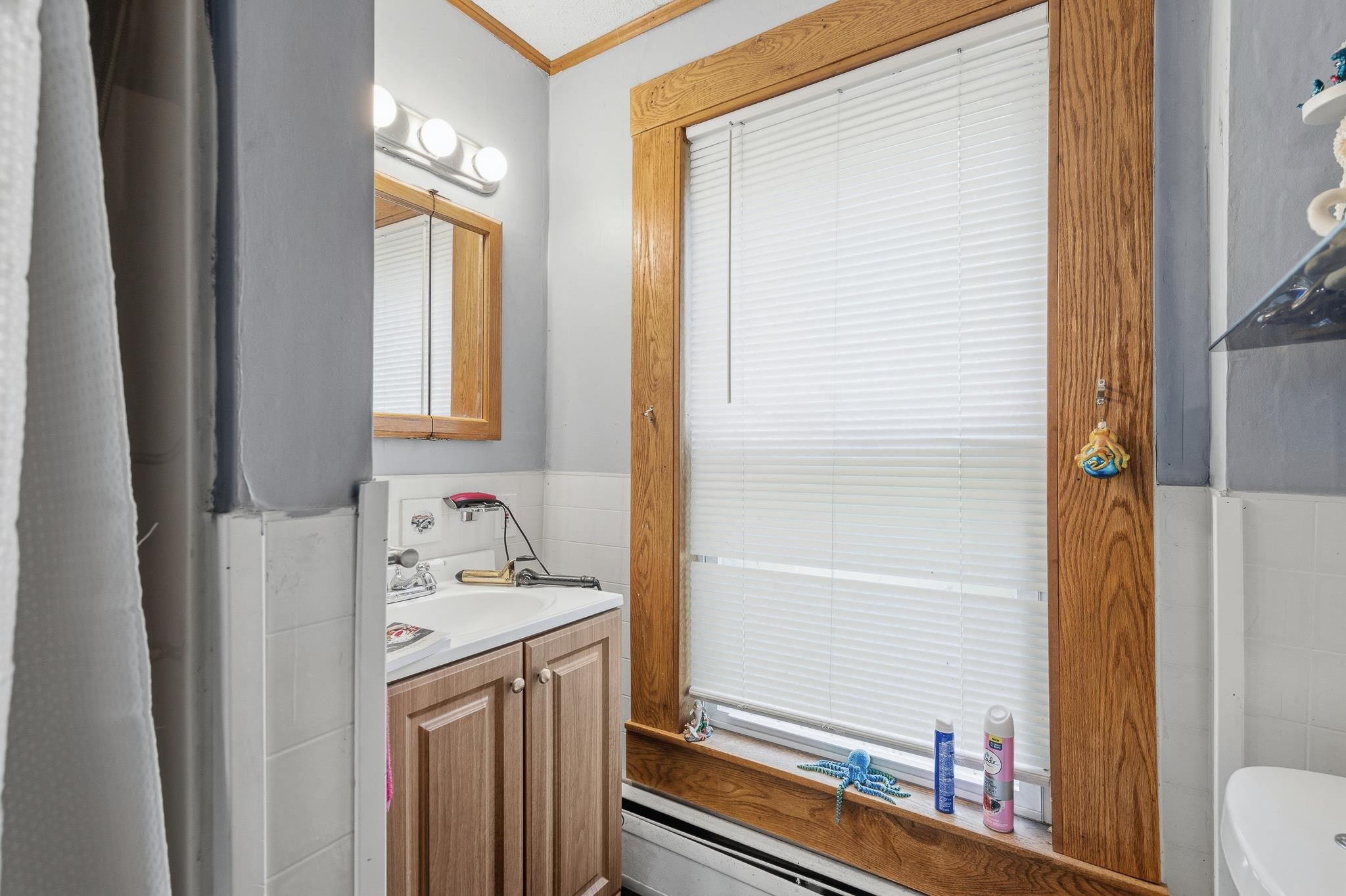 20 Railroad Street Property Photo 43