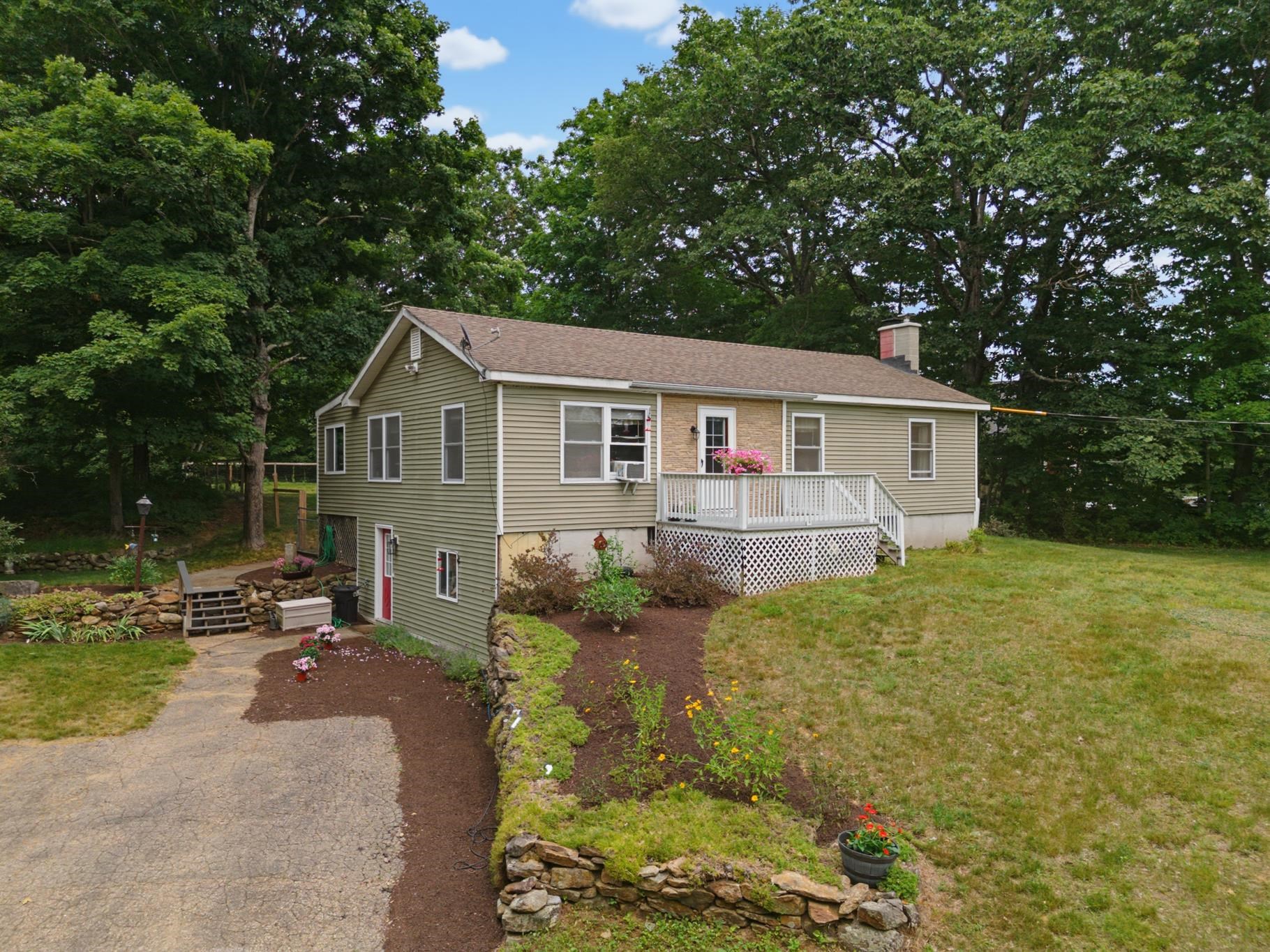369 Nh Route 140 Property Photo 1
