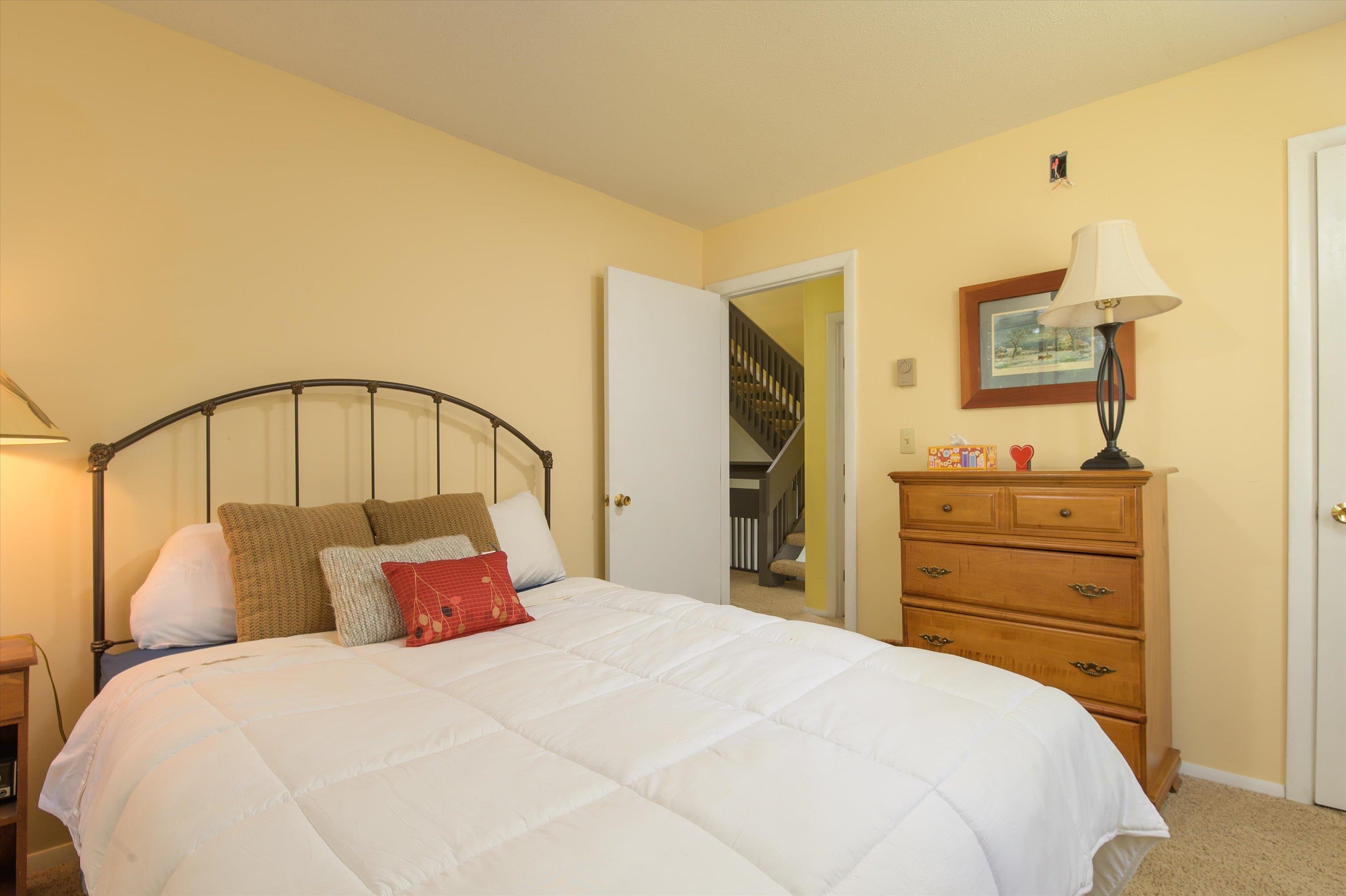 38 Rimrock Road Property Photo 17