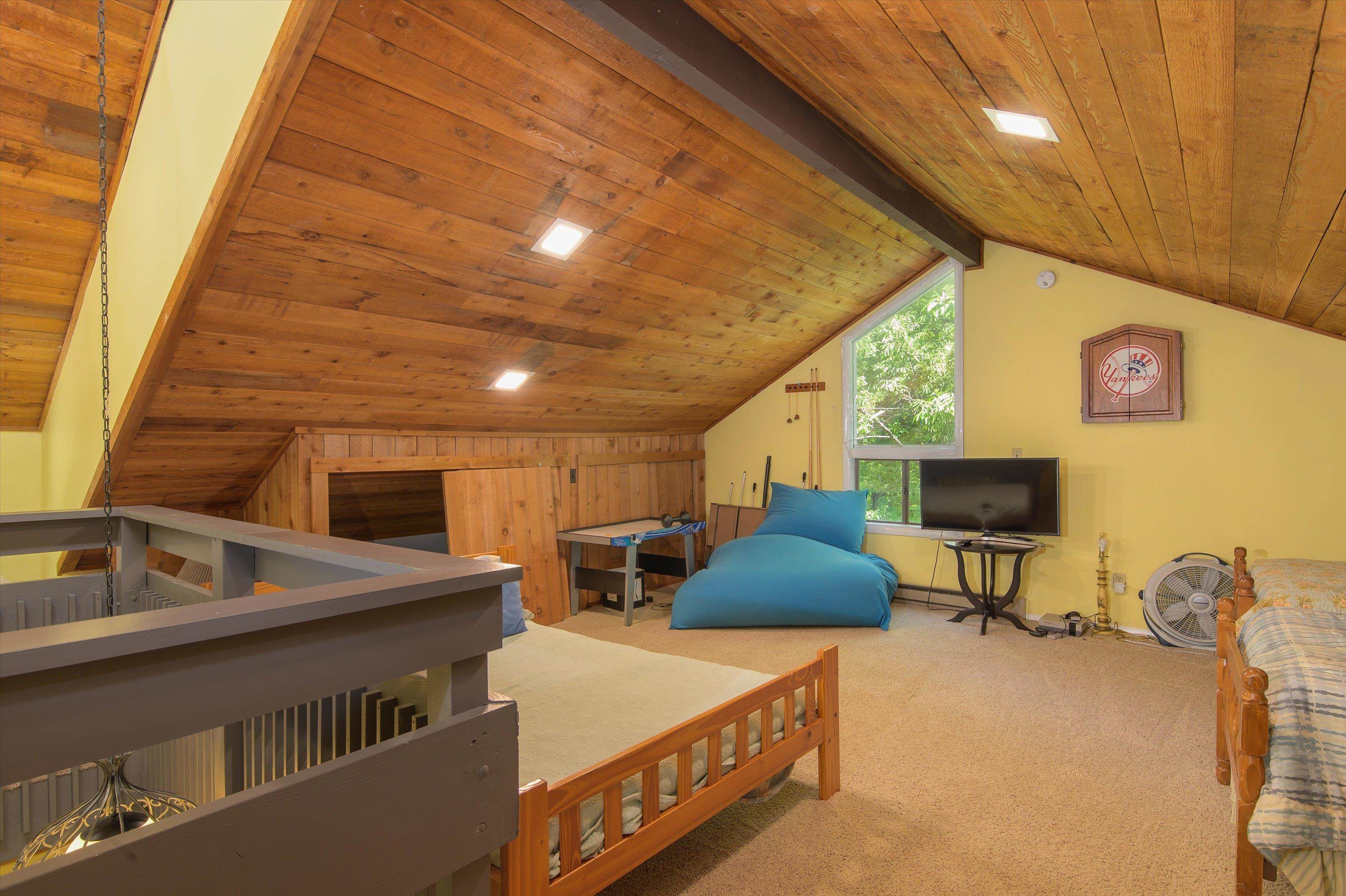 38 Rimrock Road Property Photo 21