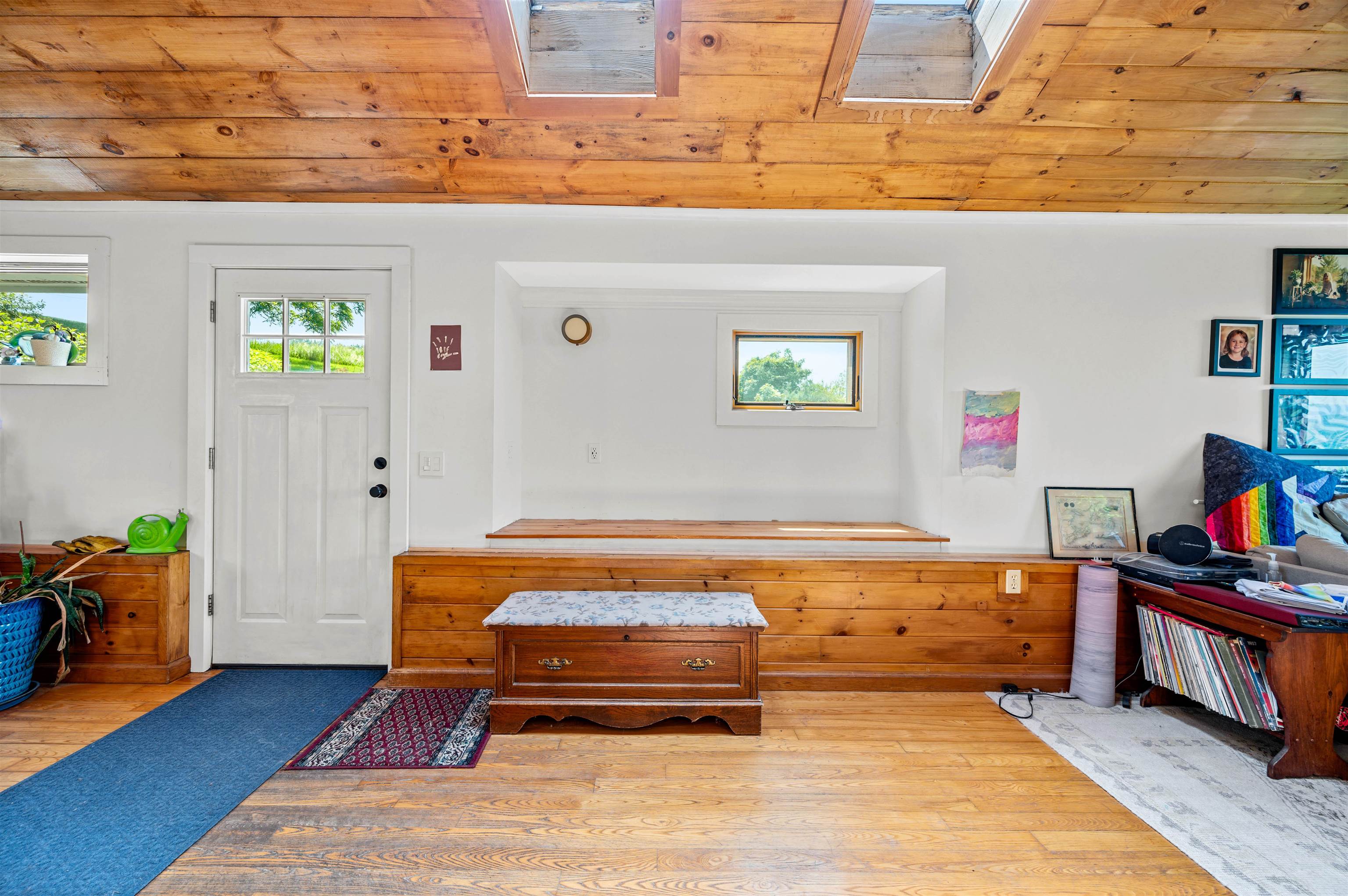 2113 Max Gray Road Property Photo 13
