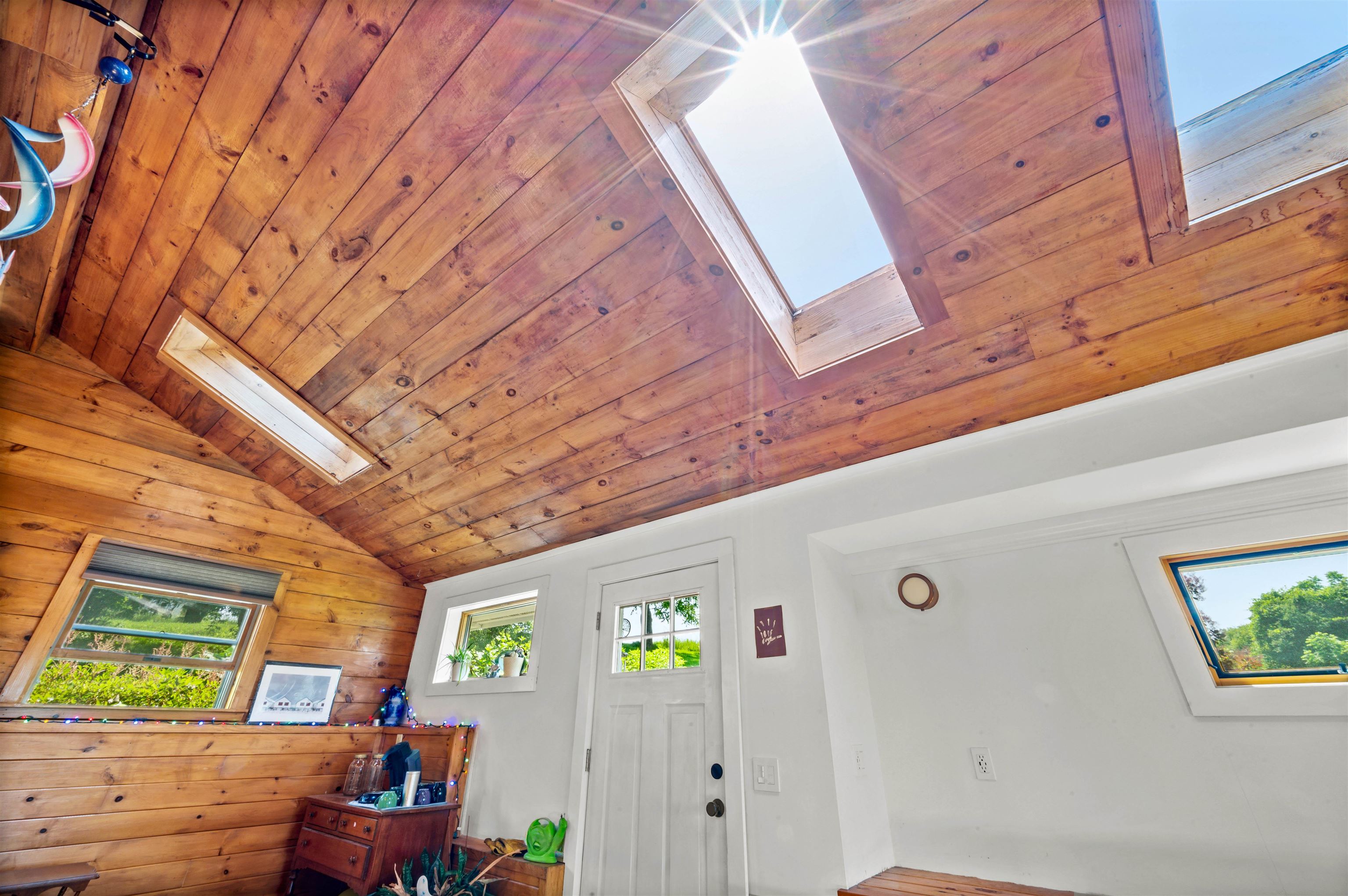 2113 Max Gray Road Property Photo 16