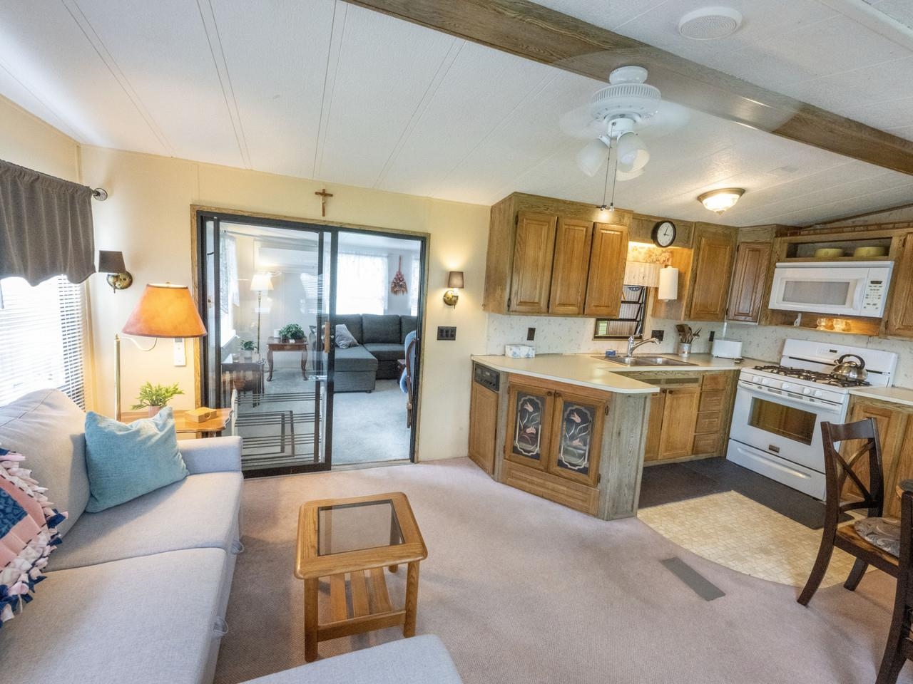 33 Island Circle Property Photo 10