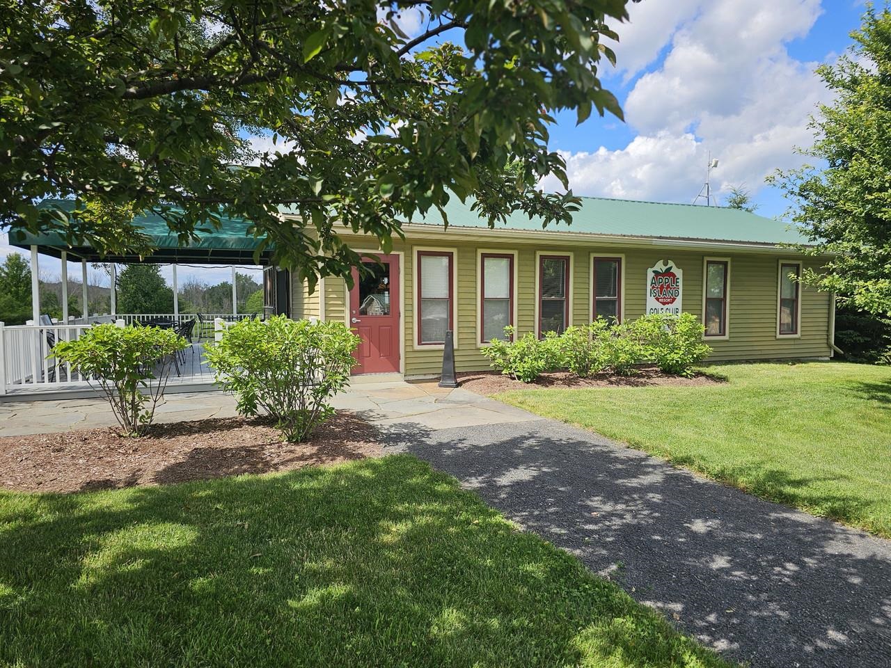 33 Island Circle Property Photo 40