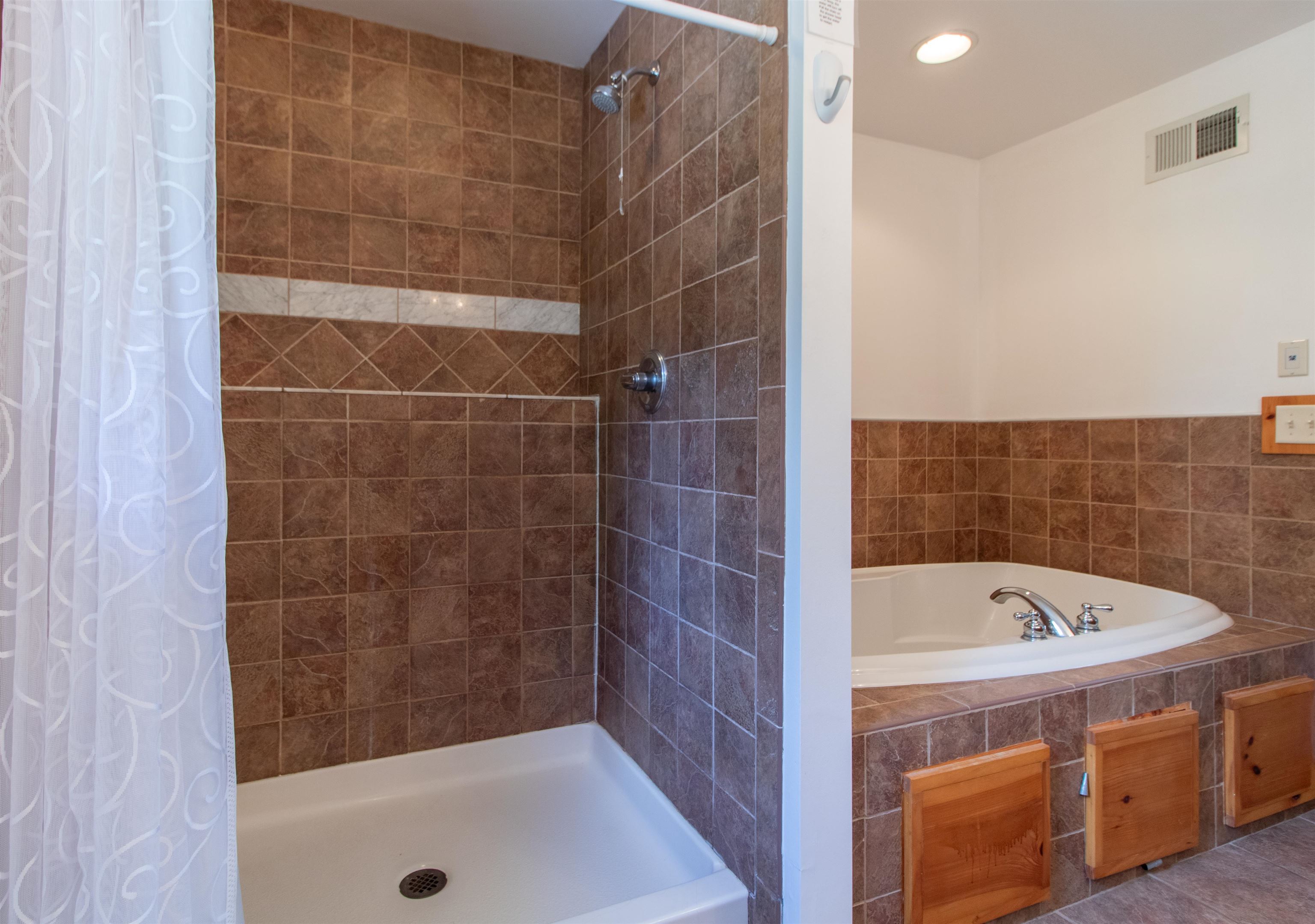 2459 Vt Route 105 Property Photo 25