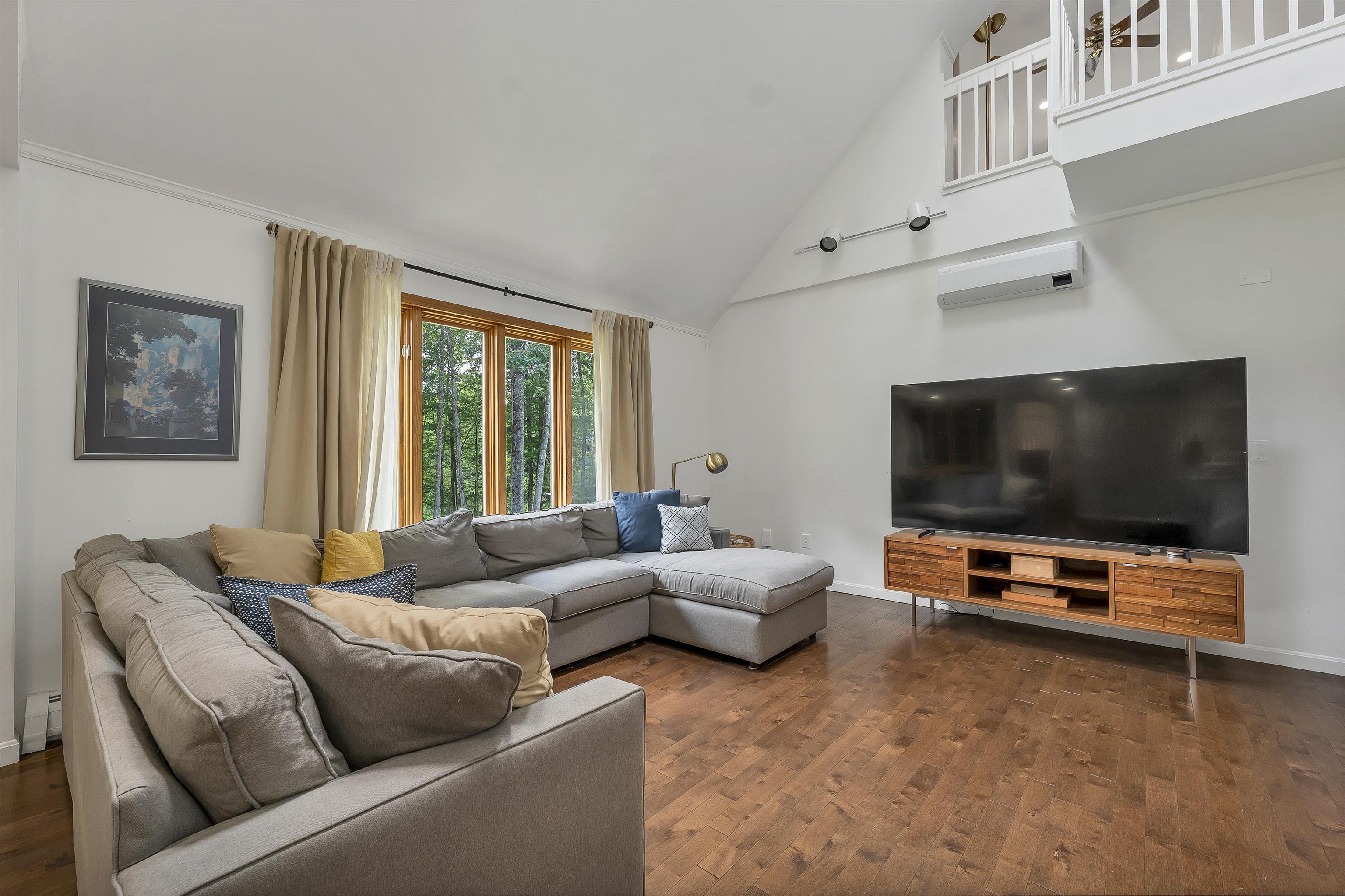 8 West Gate Drive Property Photo 13