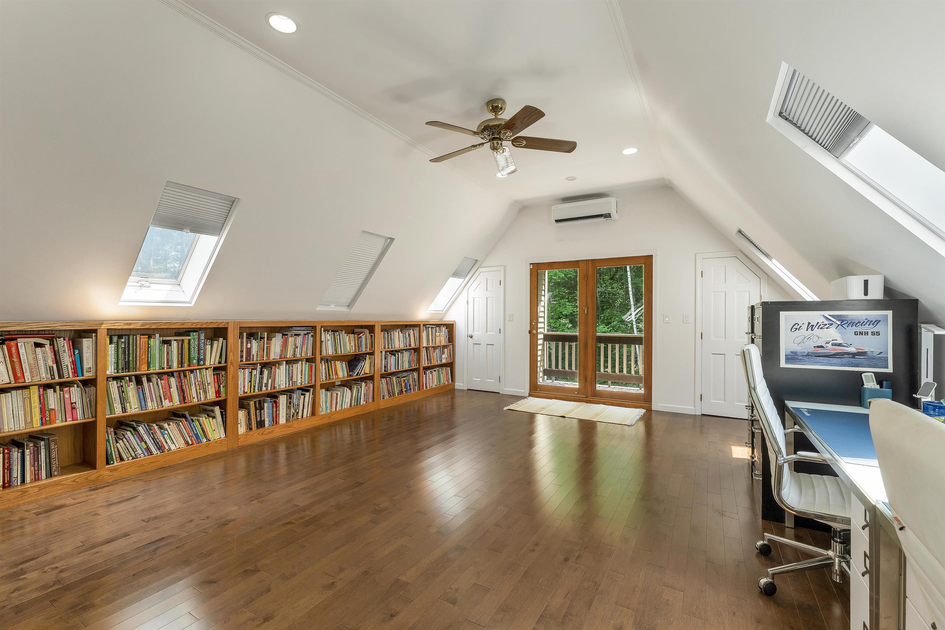 8 West Gate Drive Property Photo 40