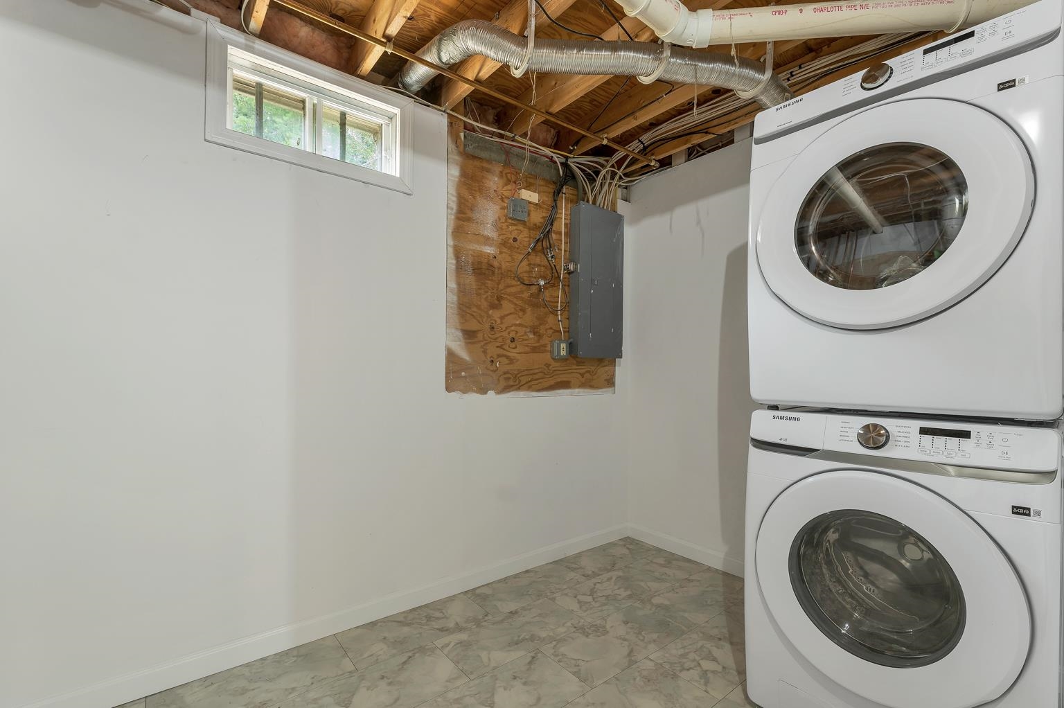 34 Kristen Drive Property Photo 44