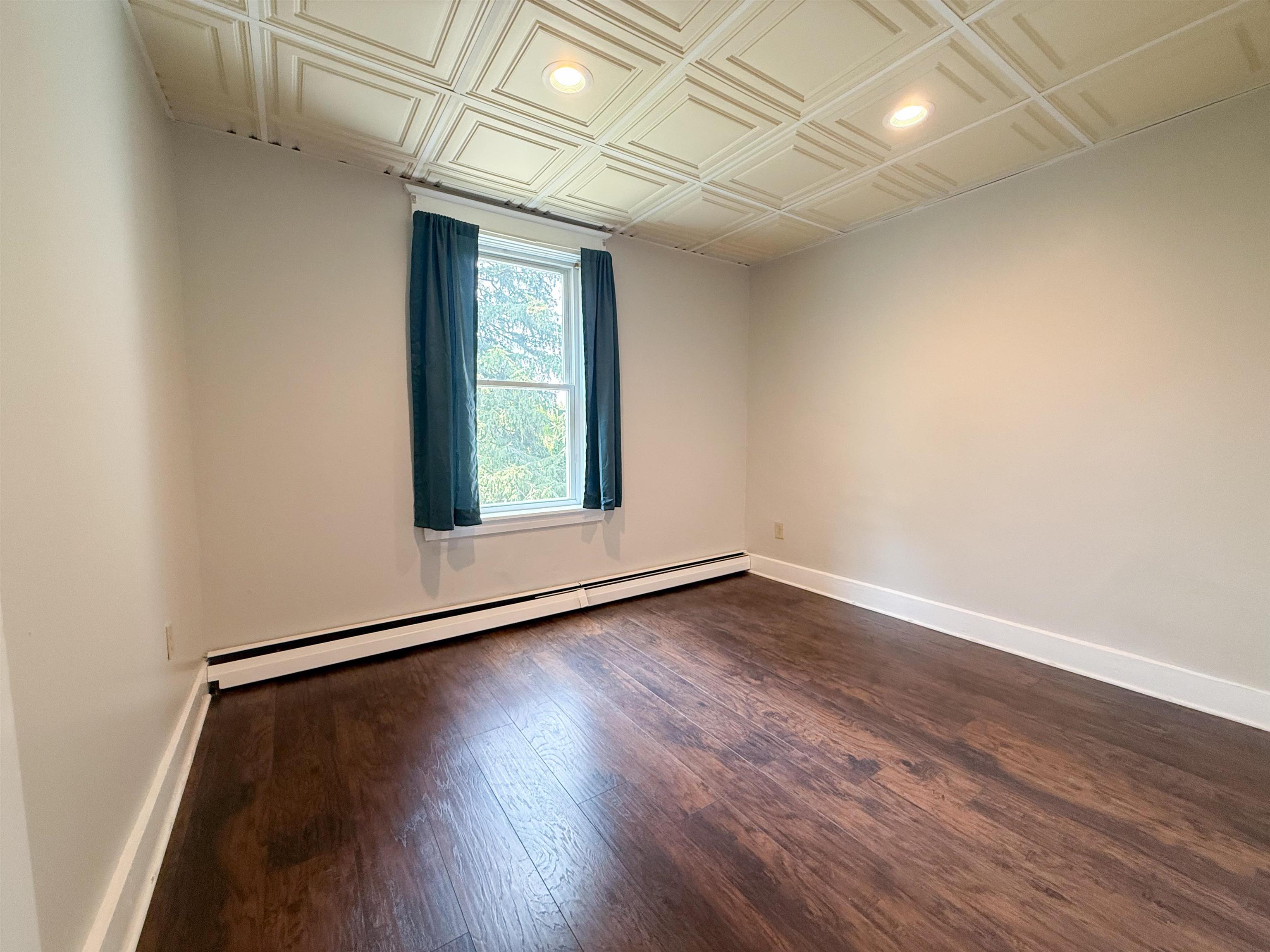 49 North Street Property Photo 35