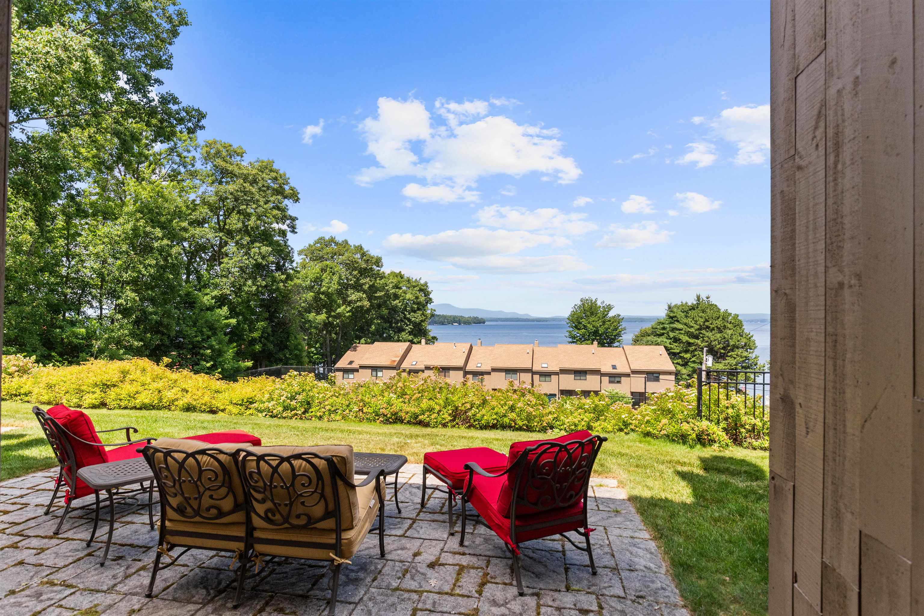 60 Scenic Drive Property Photo 3