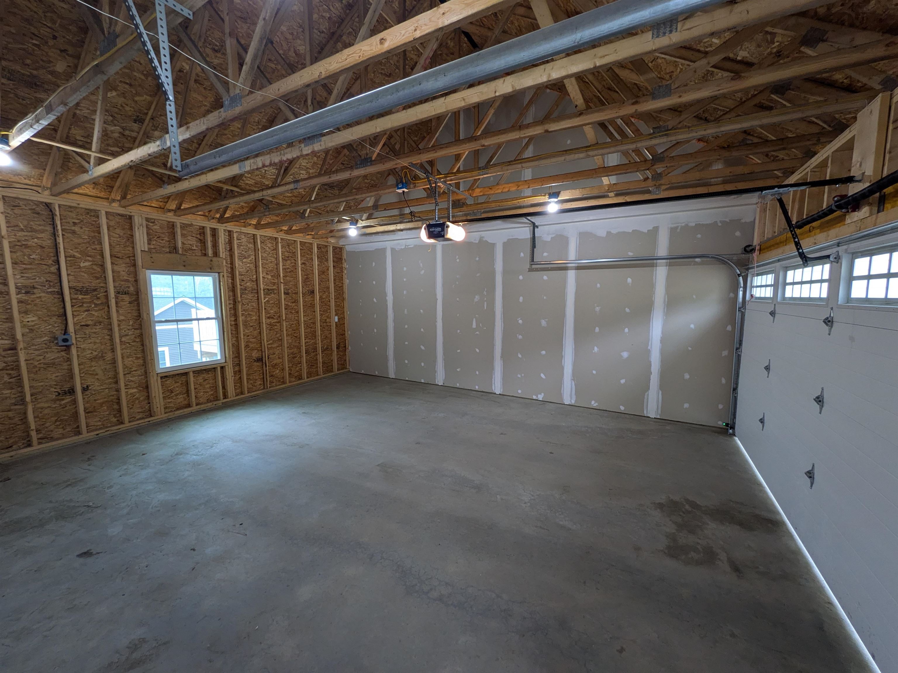 75 Ivan Drive Property Photo 3