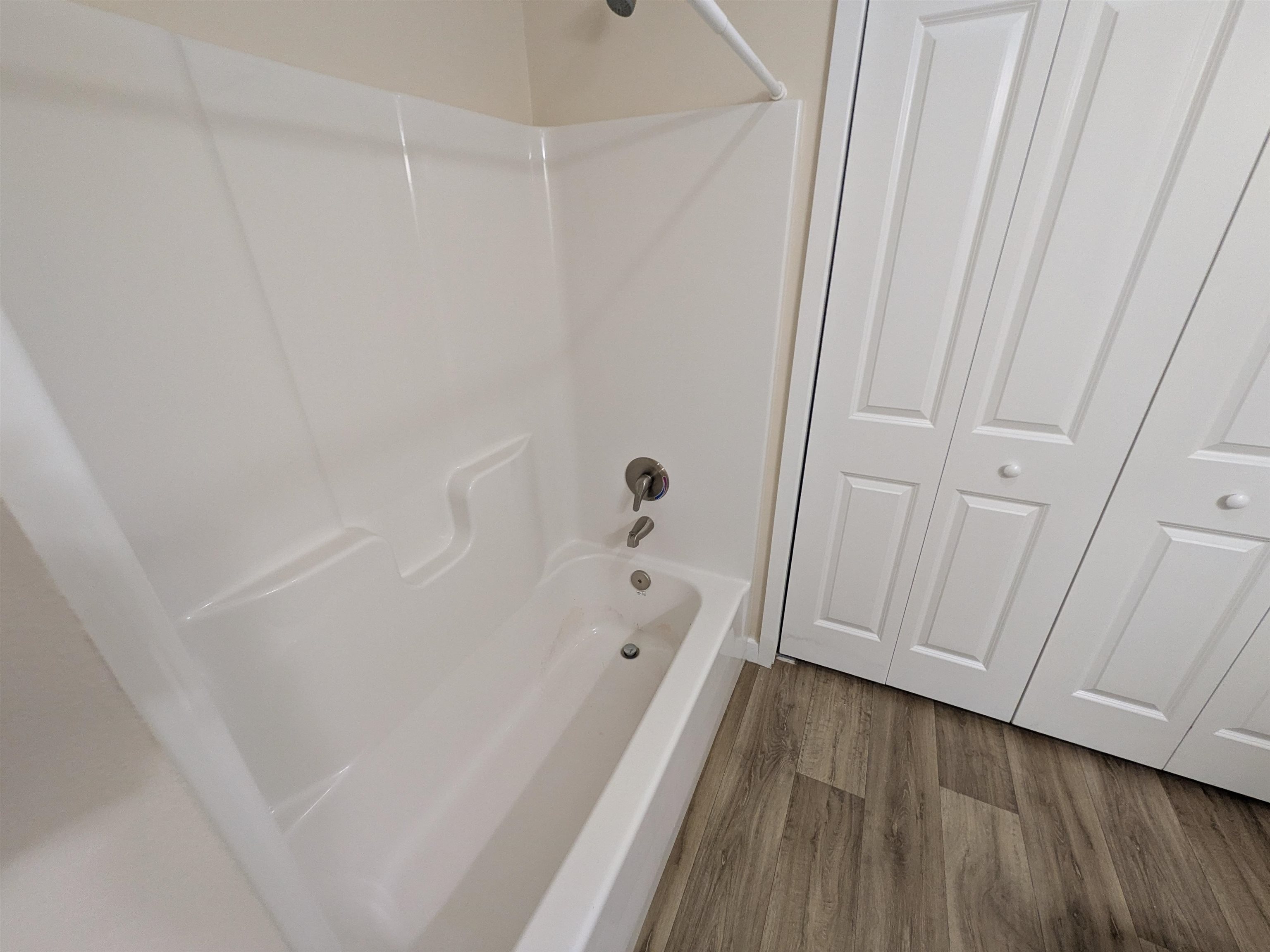 75 Ivan Drive Property Photo 8