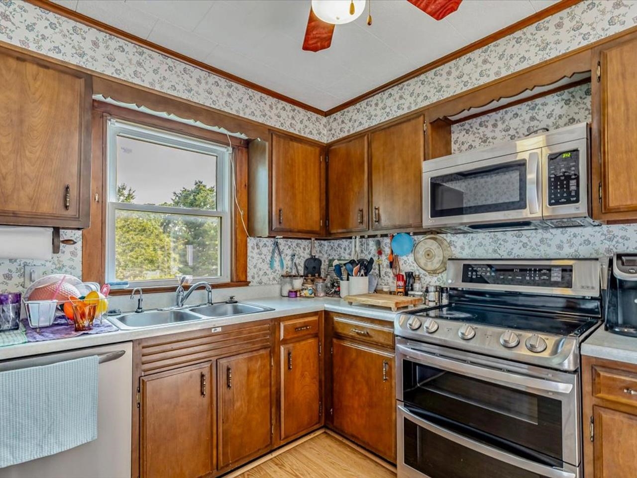 182 High Street Property Photo 16