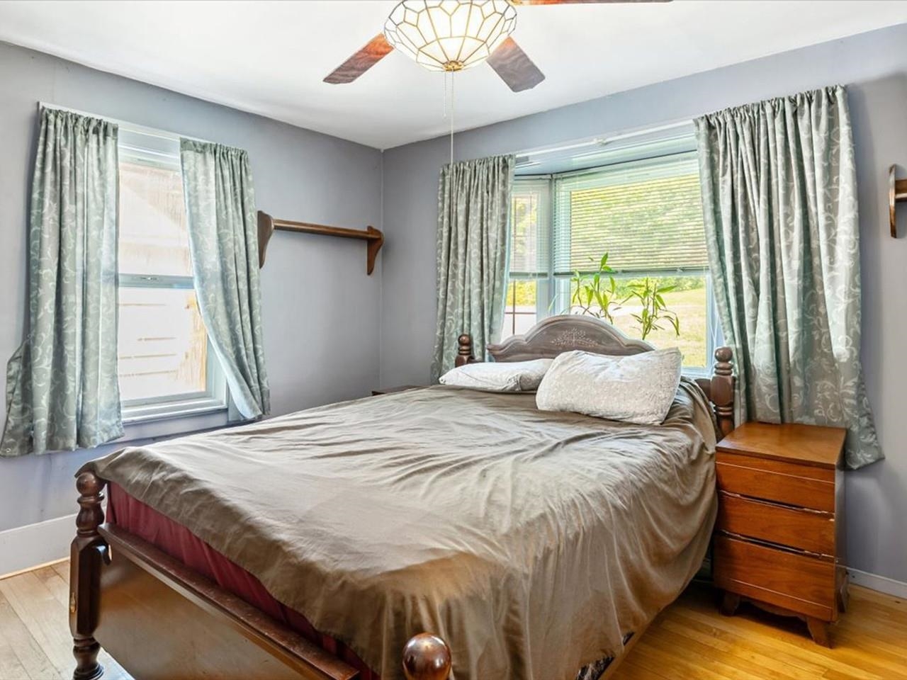182 High Street Property Photo 24