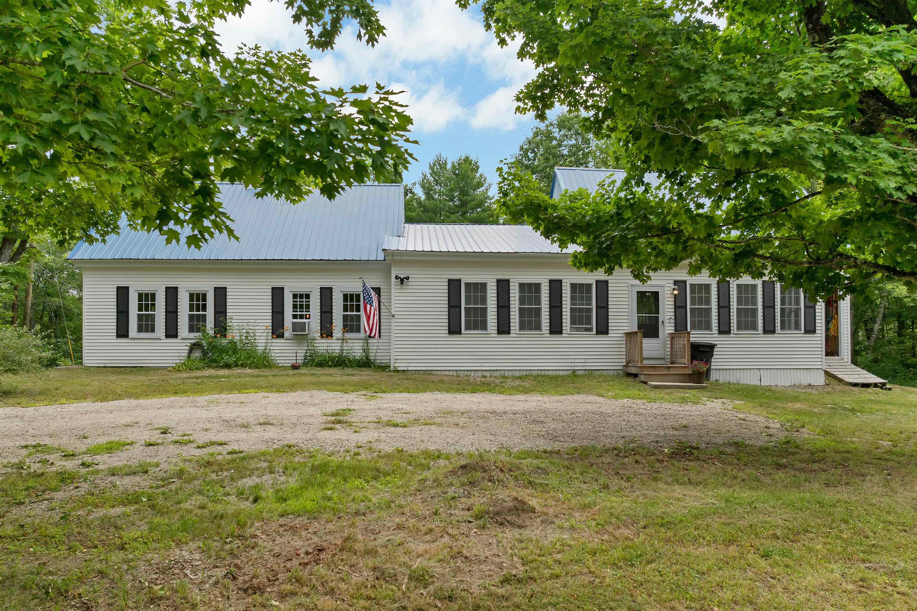 1622 Lovell Lake Road Property Photo 5