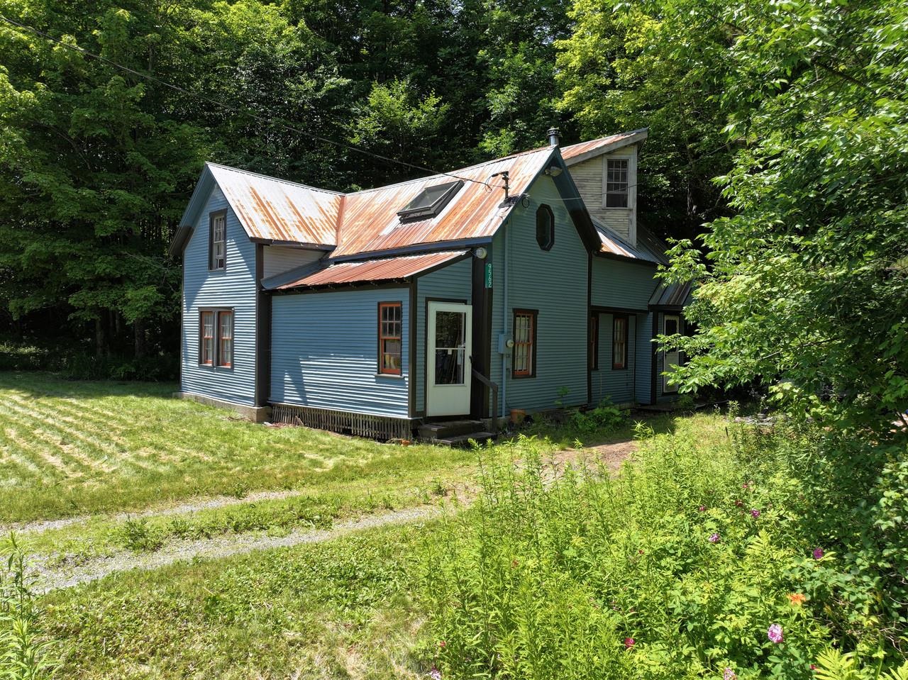9562 Main Road Property Photo 21