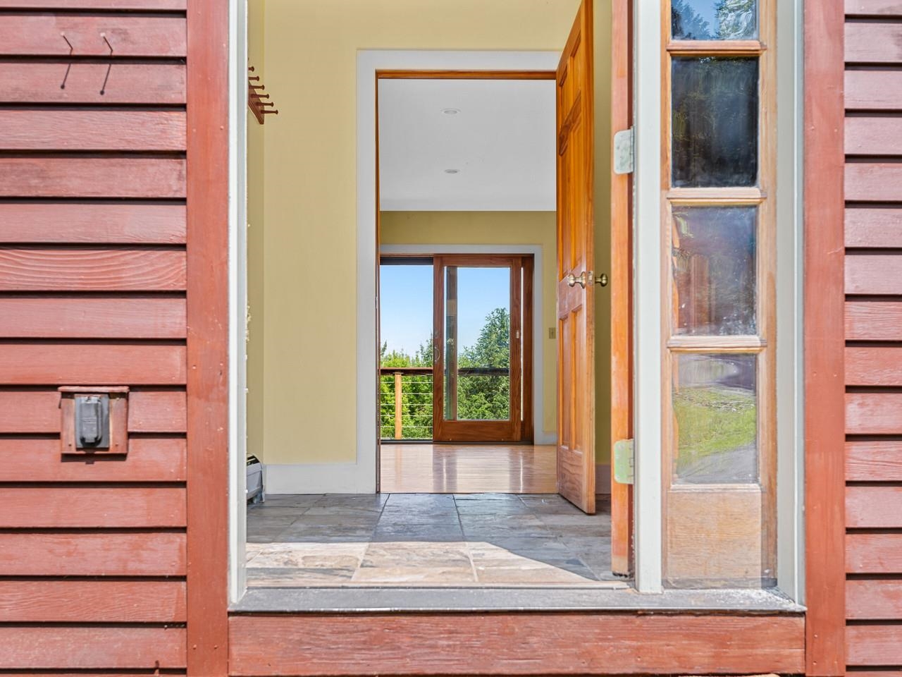210 Rowell Hill Road Property Photo 11