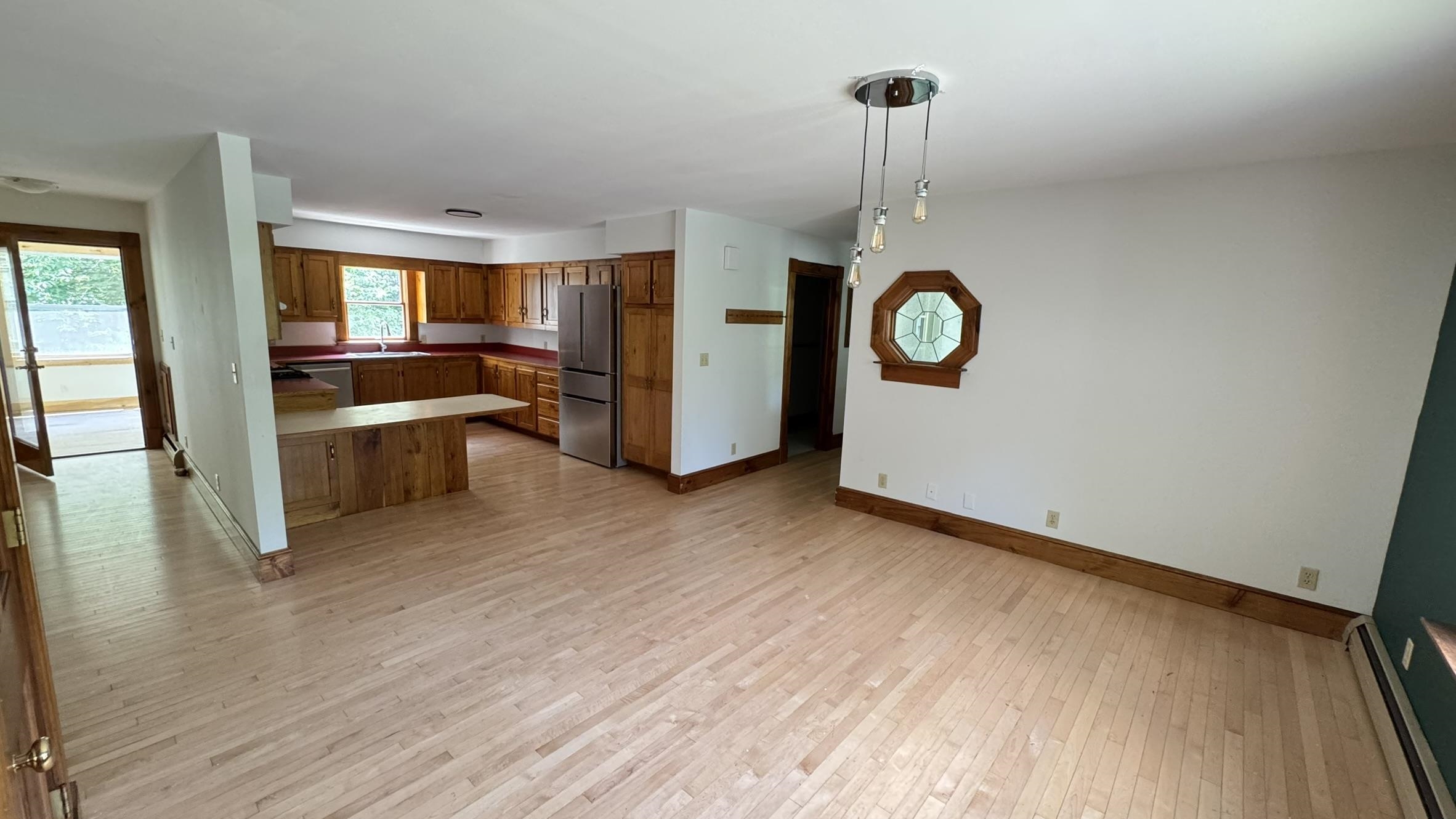 6 Crescent Street Property Photo 3