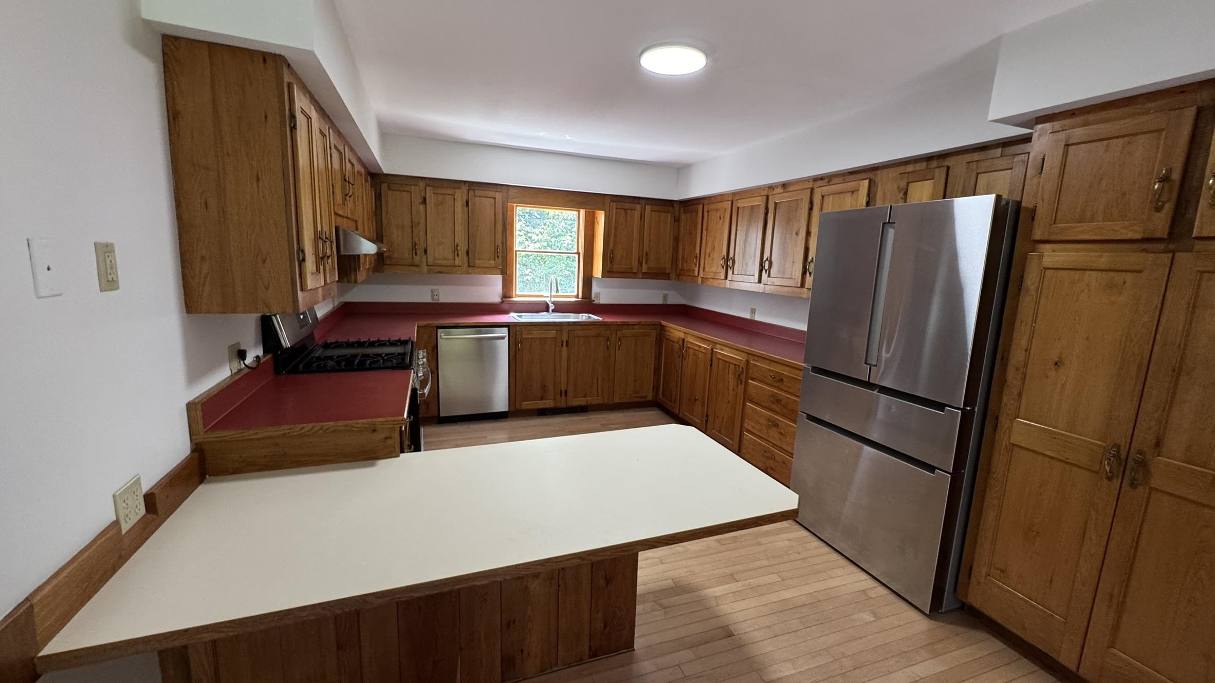 6 Crescent Street Property Photo 4