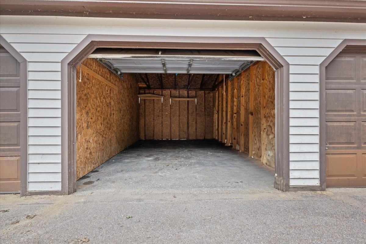 156 Whispering Pines Property Photo 40