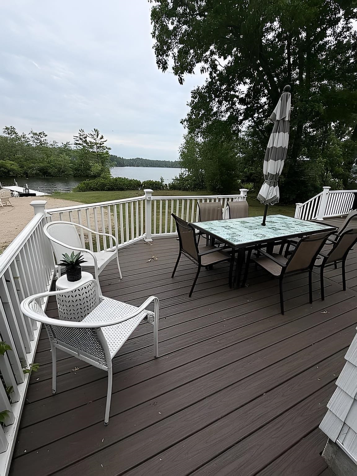 90 Rocky Point Road Property Photo 2